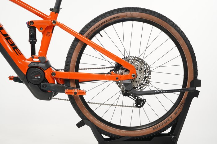 CUBE Stereo Hybrid 120 Race 750