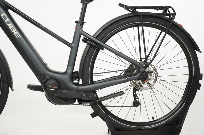 CUBE Touring Hybrid ONE 625