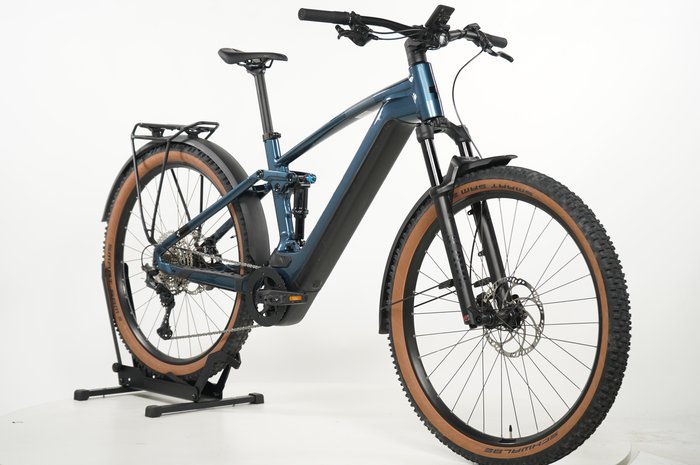 CUBE Stereo Hybrid 120 Race 750