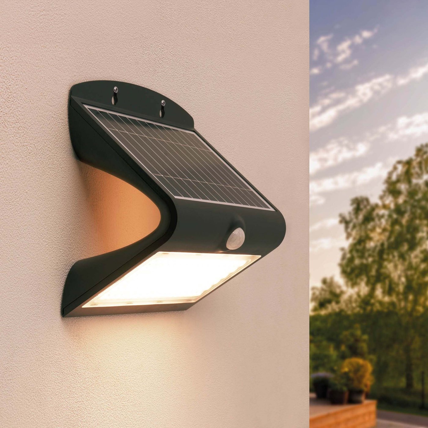 Solar Wandleuchte mit Bewegungssensor - Schwarz - 8W - 3000K