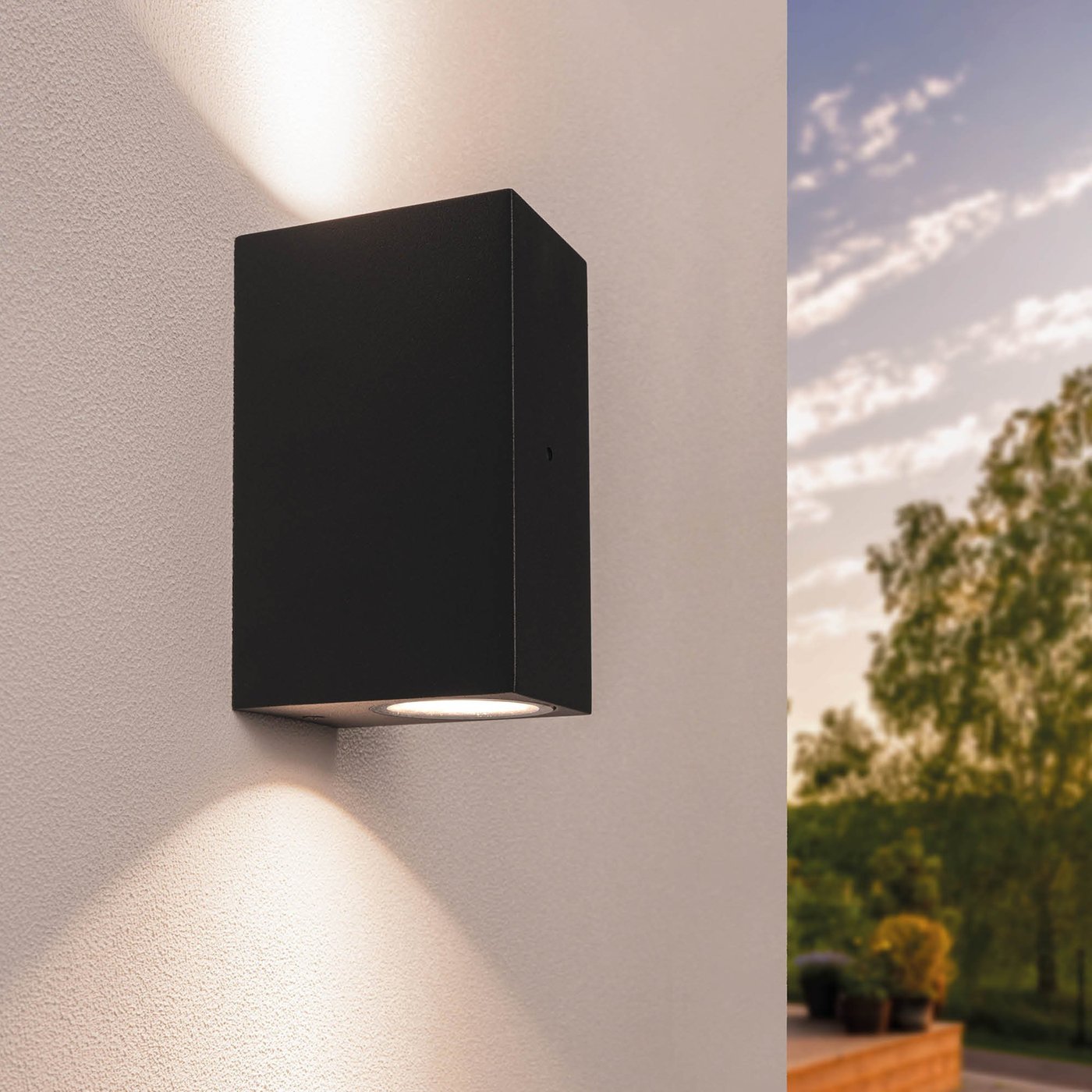 Dimmbare LED Wandleuchte mit Dämmerungssensor - Beidseitig - 3W - 2700K - IP44 - Schwarz