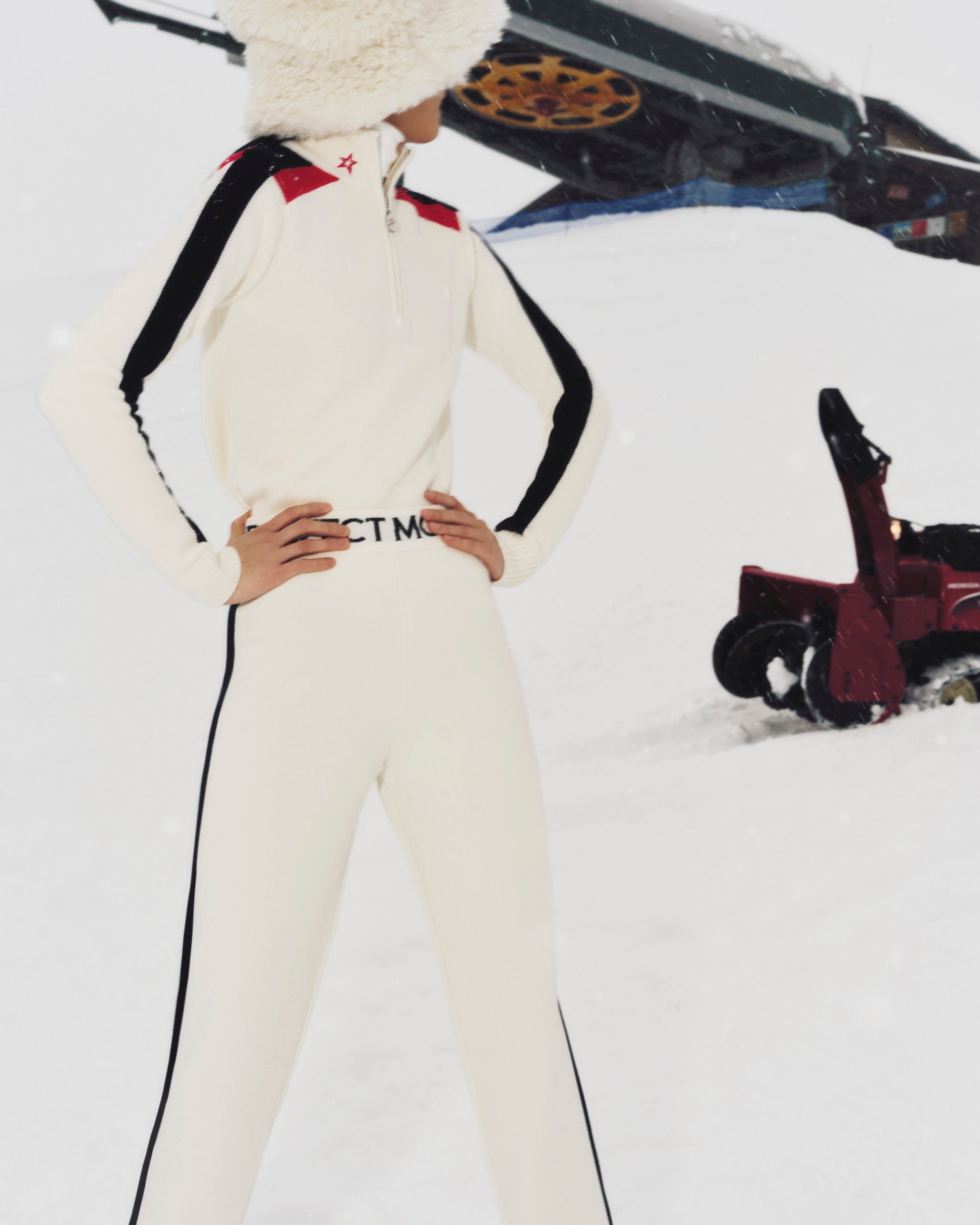 【極美品】BISHOOL Wool Beaver Check セットアップ LA Tour Merino Wool 1/4 Zip Sweater | Perfect Moment