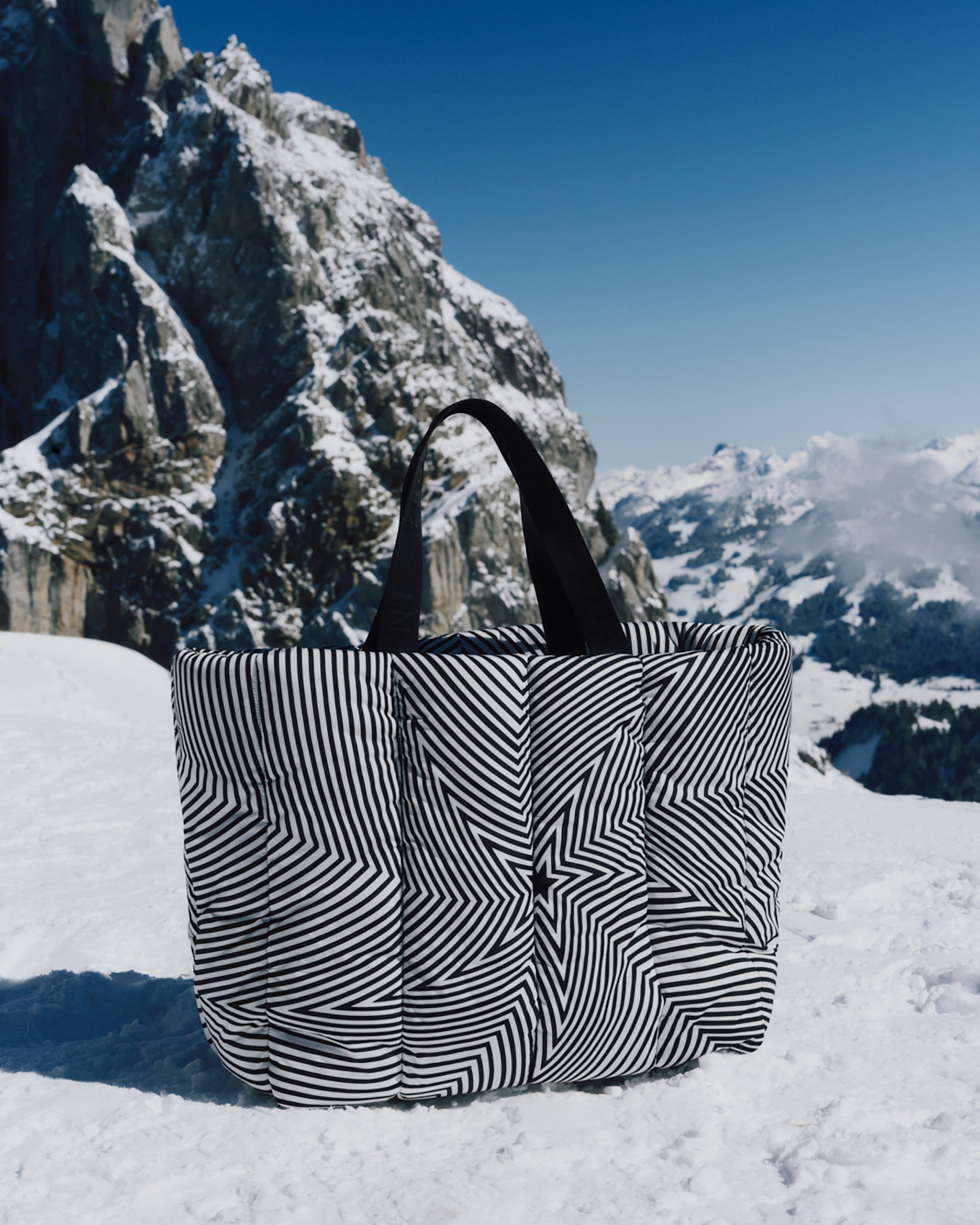 The Perfect Oversized Tote | Perfect Moment