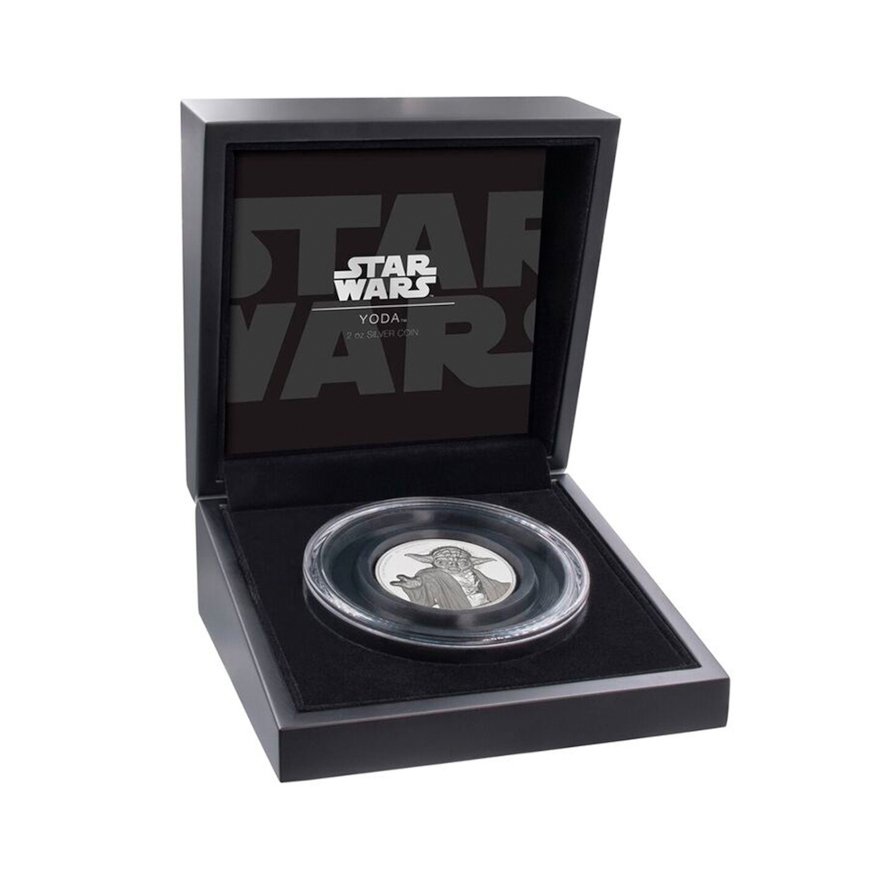 Silver Star Wars Yoda 2 oz Ultra High Relief 2018 in the original coin case