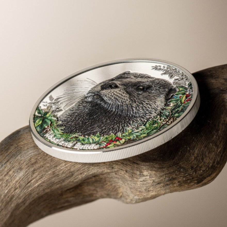 Side view of the Silver Woodland Spirits - Otter 1 oz PP - High Relief 2025