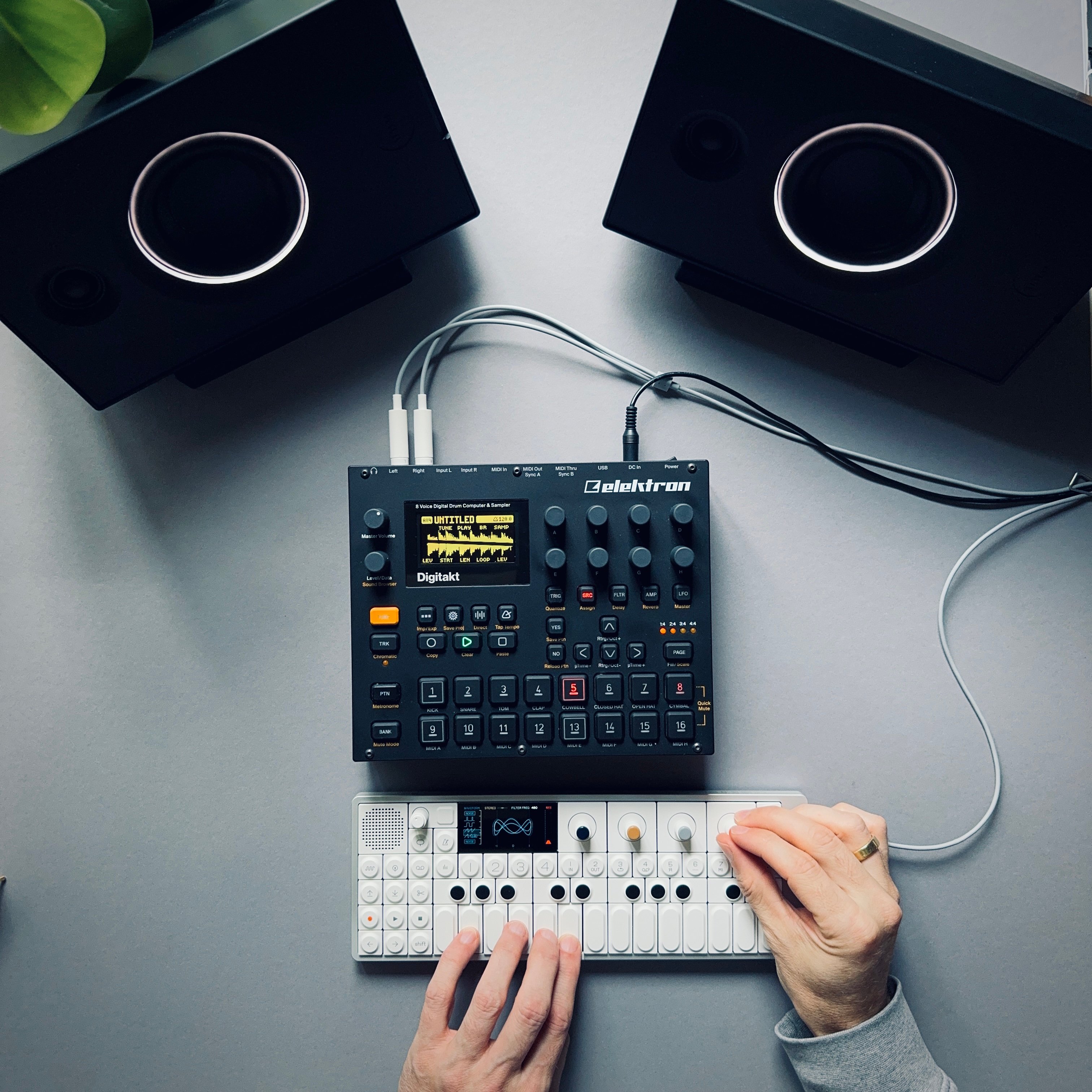 UNIT-4 Wireless+ Studio Monitors | AIAIAI