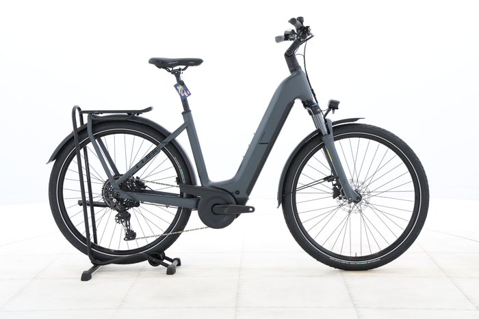 Cube Kathmandu Hybrid ONE 800 2025