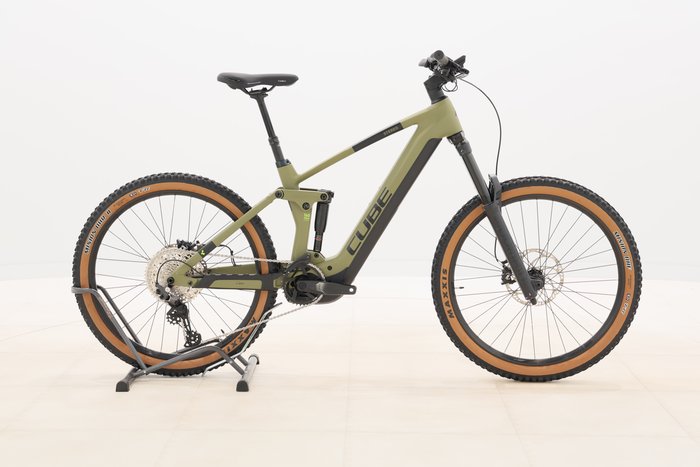 Cube STEREO HYBRID 160 HPC RACE 750 27.5 2023
