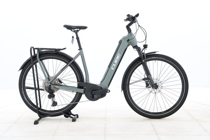 Cube KATHMANDU HYBRID PRO 750 2024