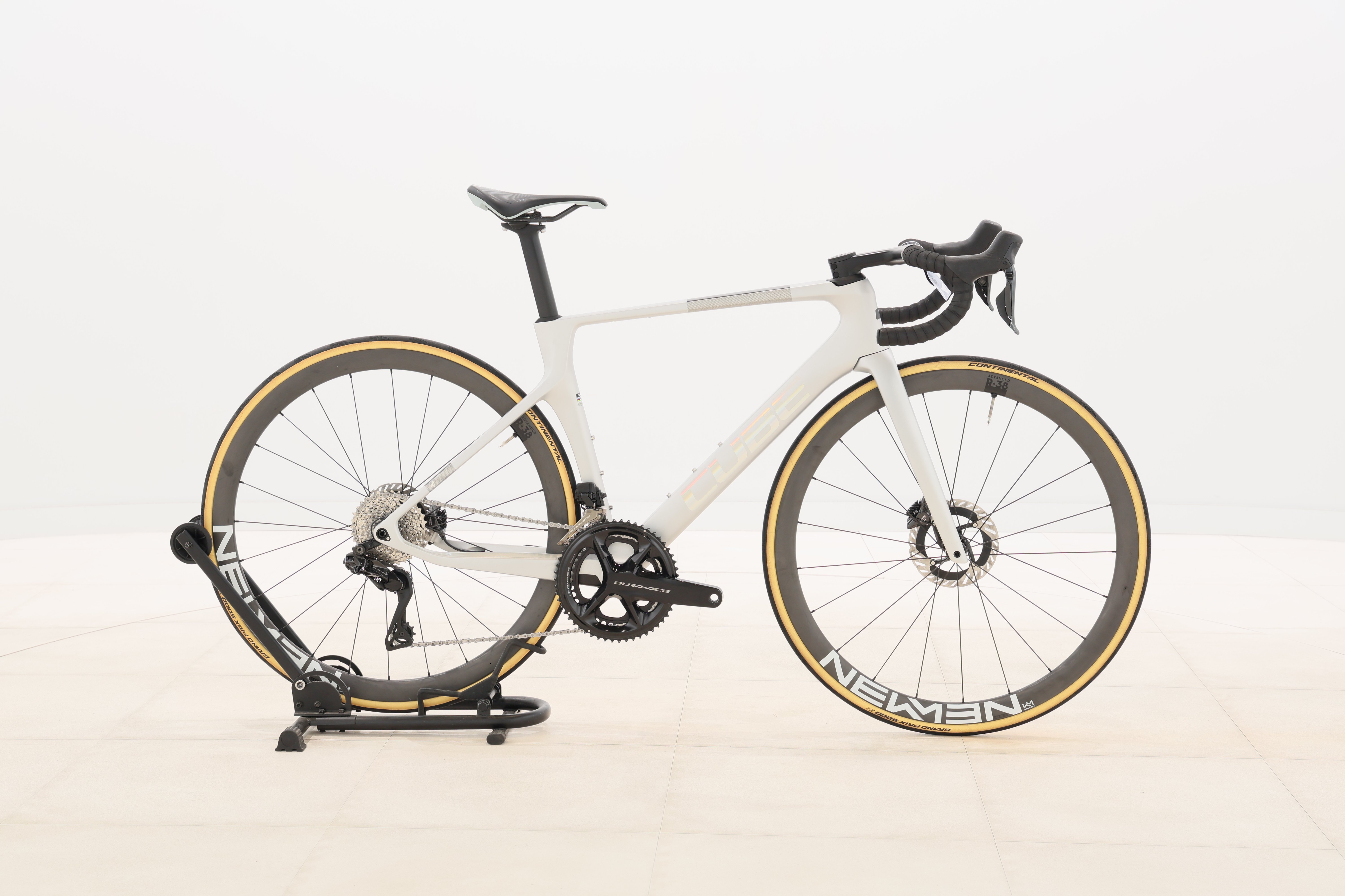 fad243d7-39ea-4e33-97df-fe2fe2d55c55
