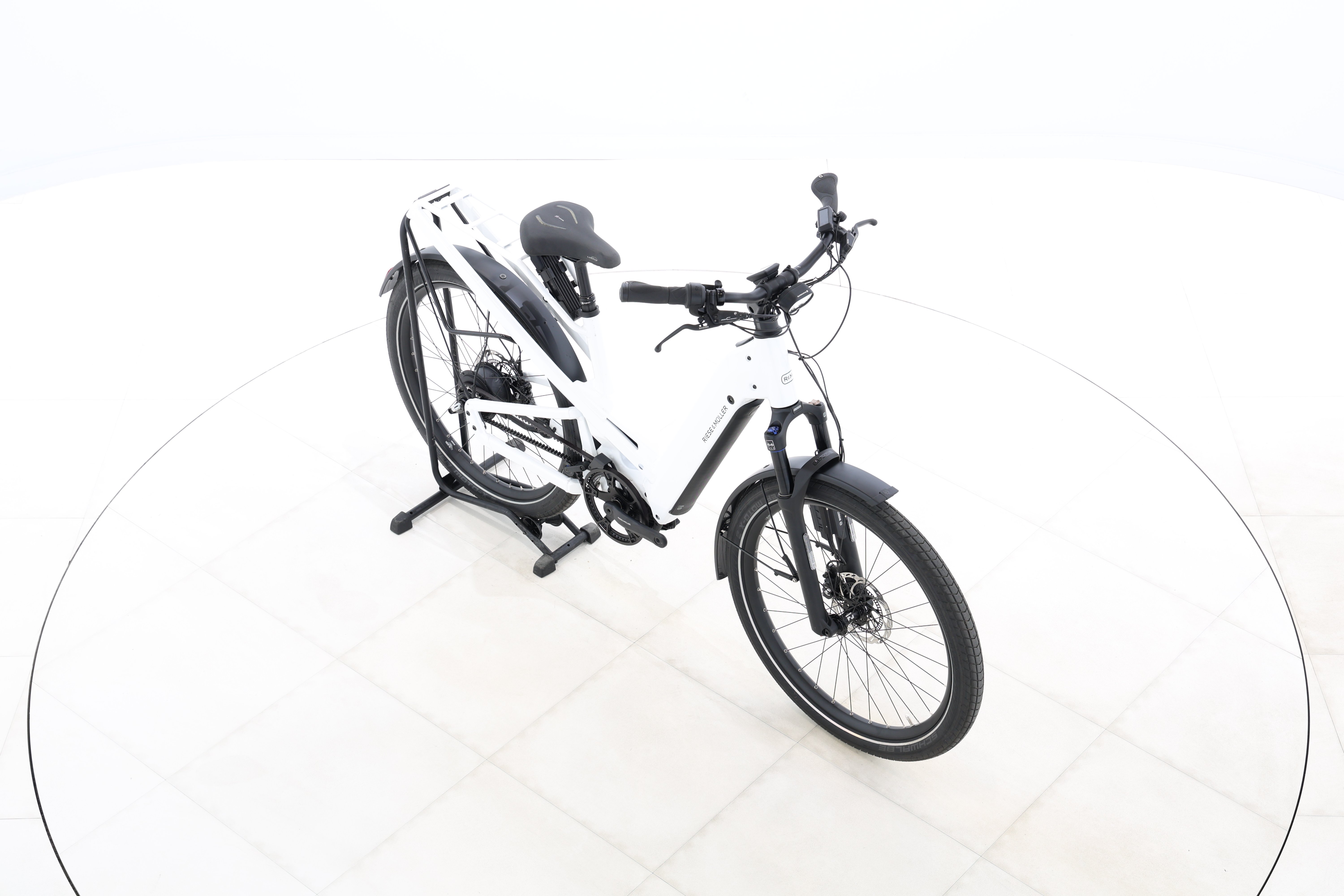 5db885a4-67b2-47b7-b9d7-22a5a10026d0