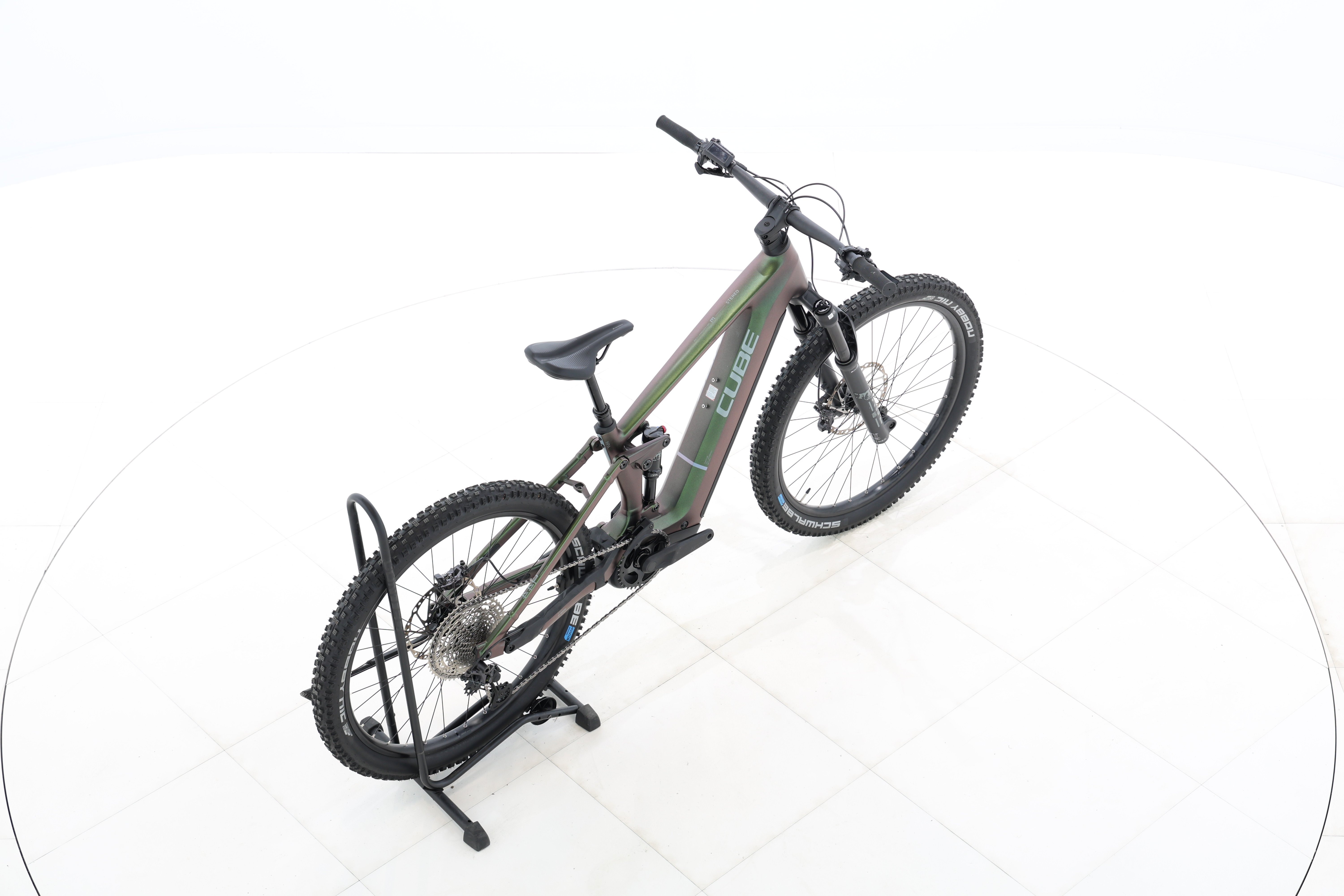 0fbf3879-4176-4efd-b53c-1e59ee3d5f3d