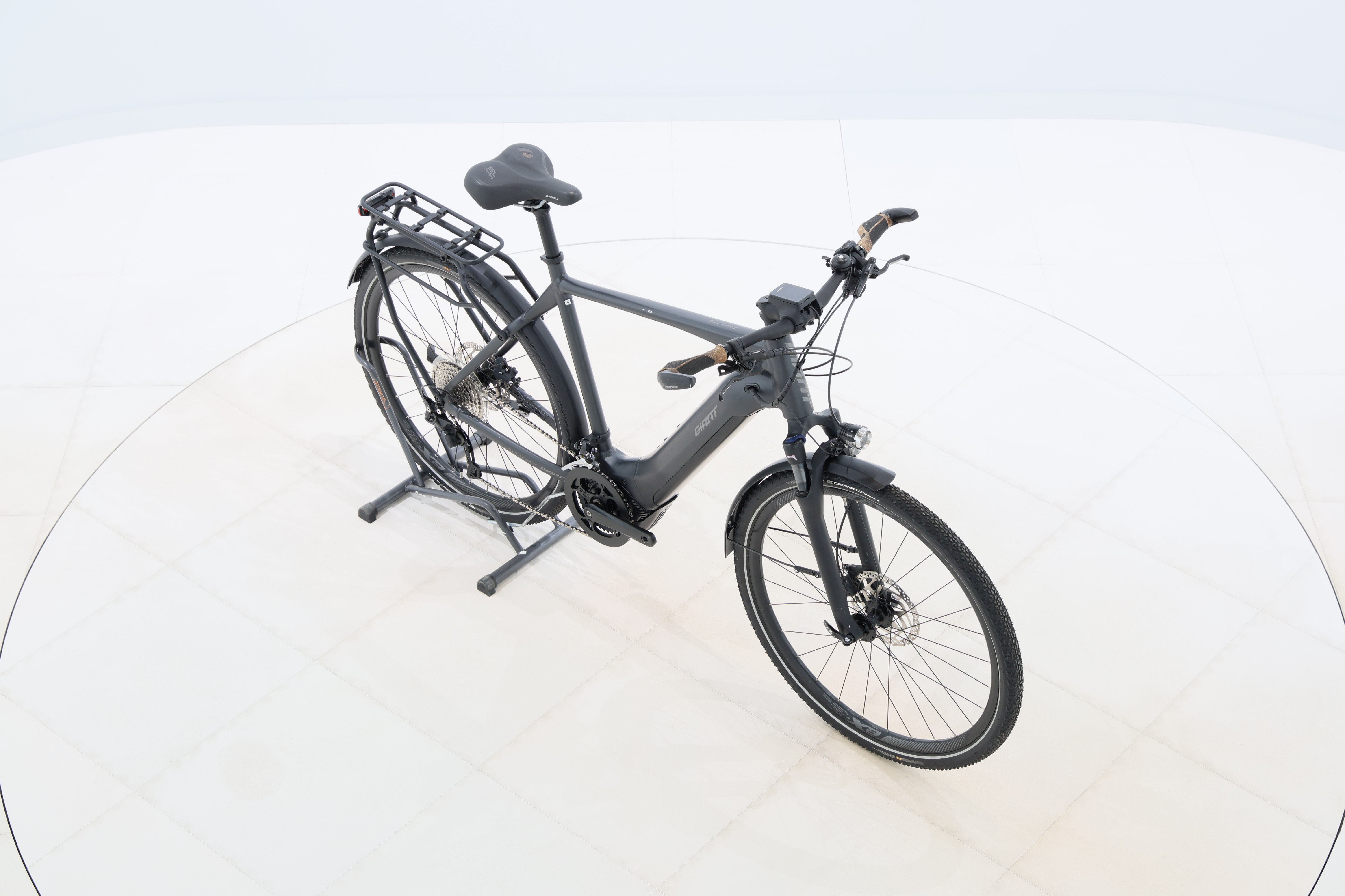 b904a6b9-3c4d-449d-bd00-9026a676a418