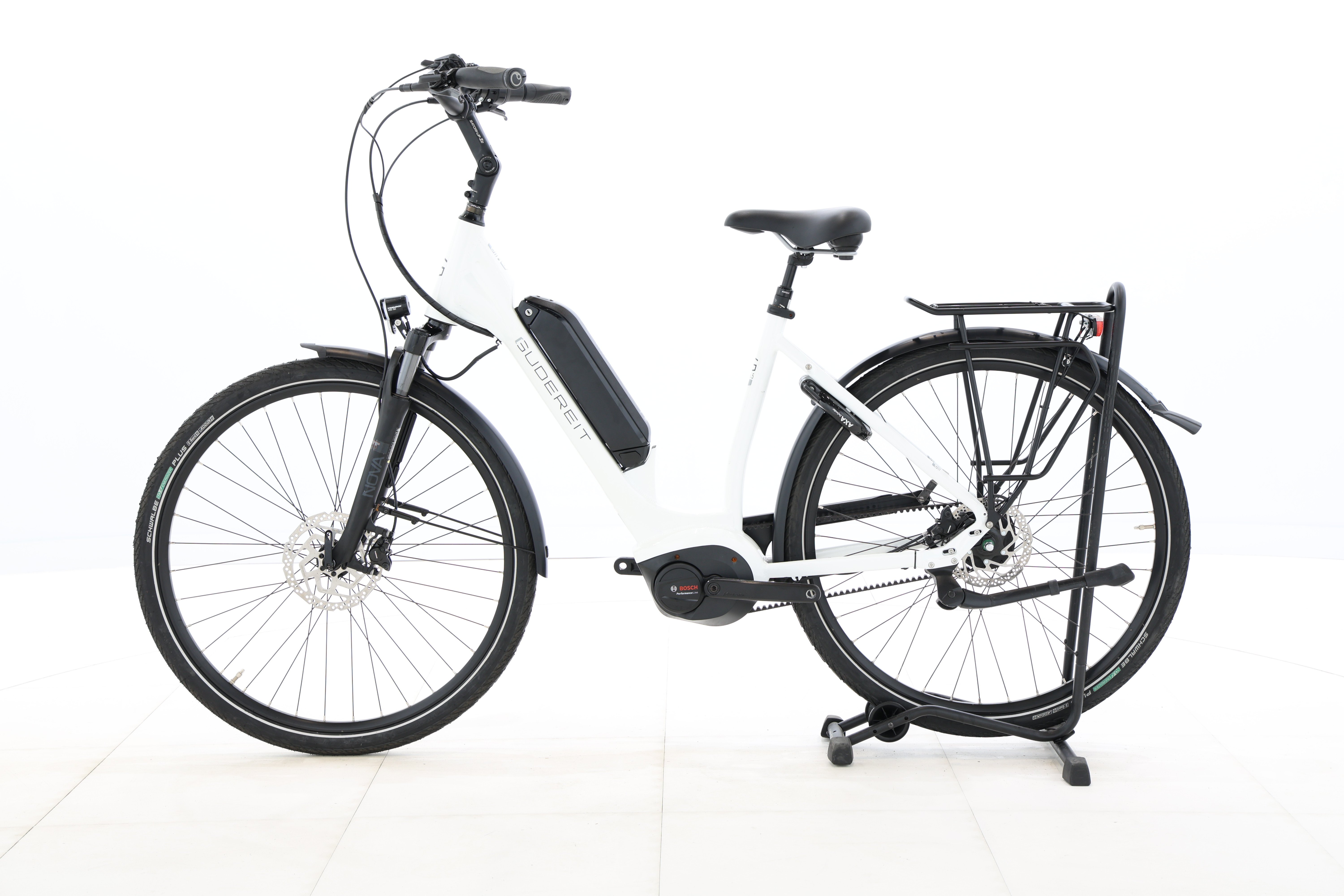 71635e9e-f904-4b8b-a476-b22e64185f5f