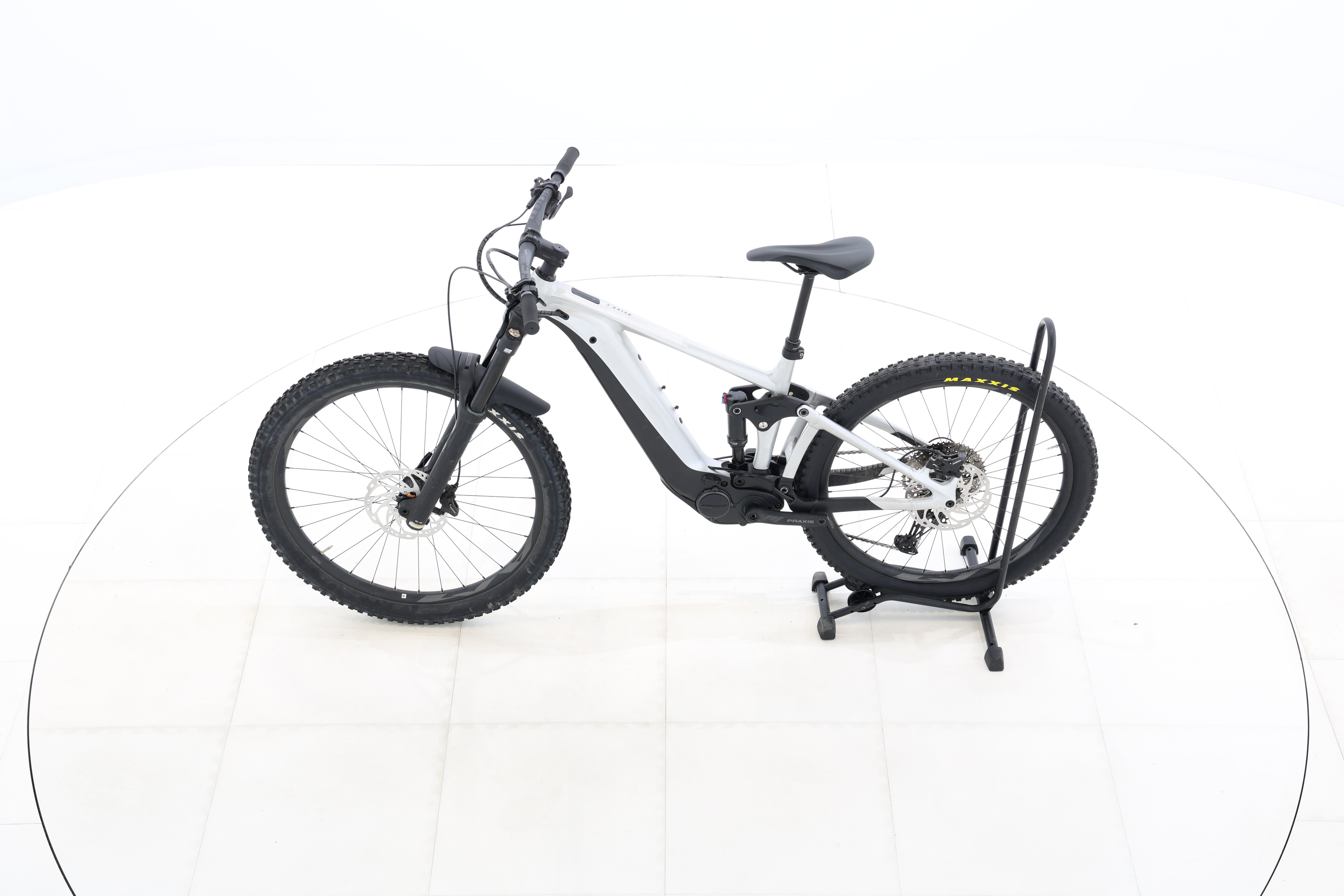 41f3df14-f9c4-4ce2-973d-4f8d6152966d