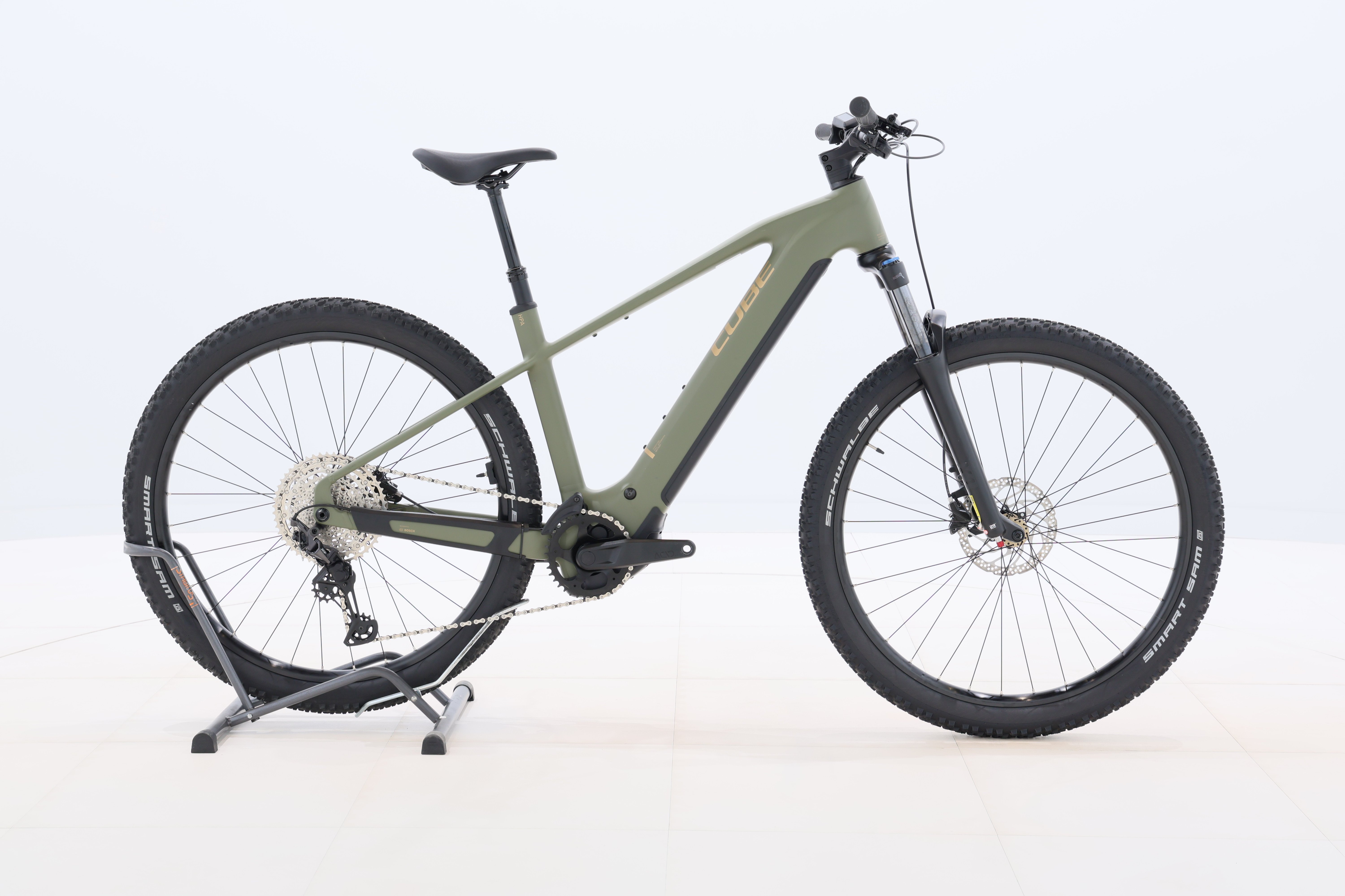 bcb8ecd9-dff0-4510-aa9c-6570e930a547