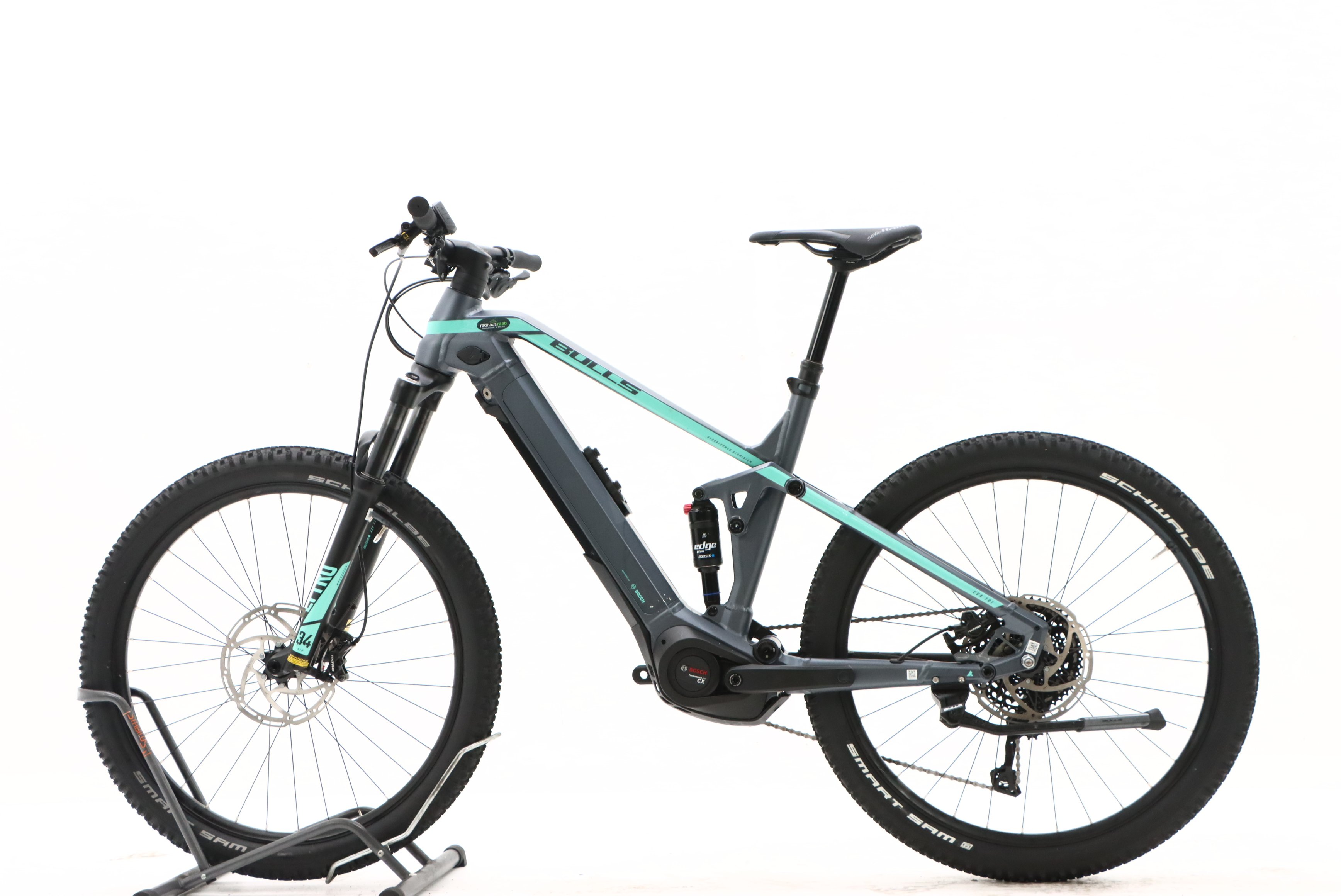 4020dbc6-73e2-45bb-ae9d-0d59a8ad0974