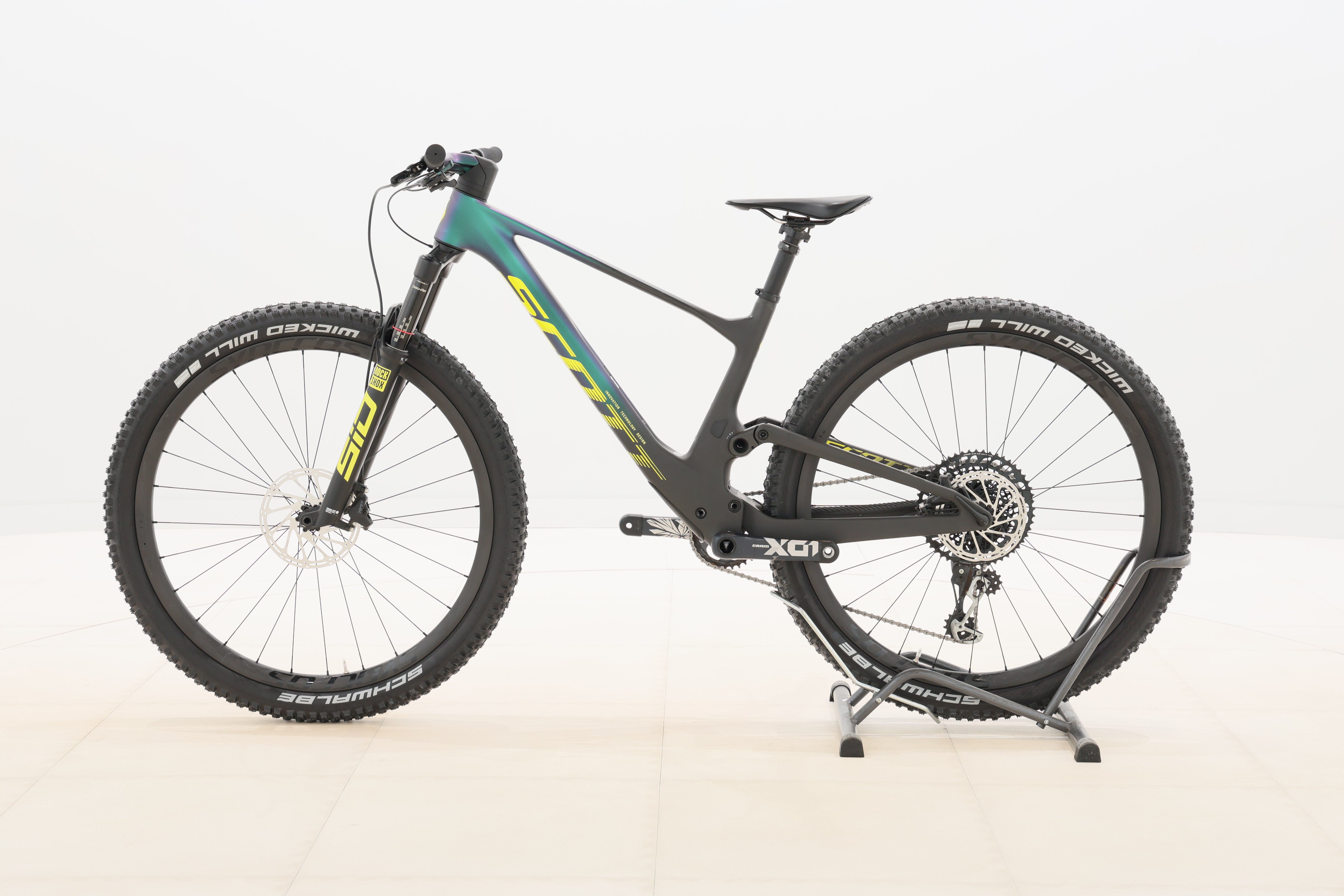 a93f0f17-5b50-4455-8cd2-6bb615c00b18