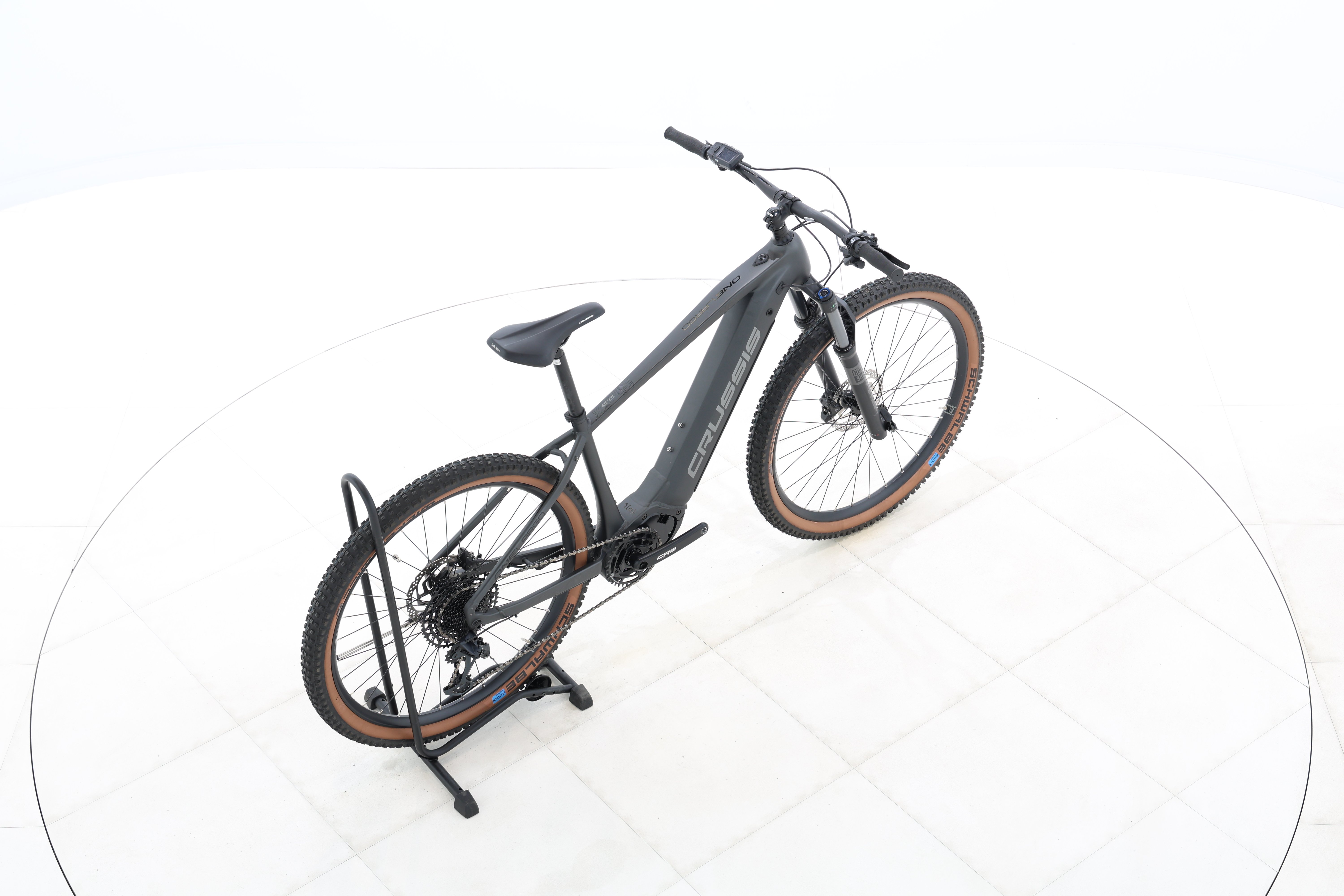 efef0fe9-0dbf-4edb-8418-839f6070c03a