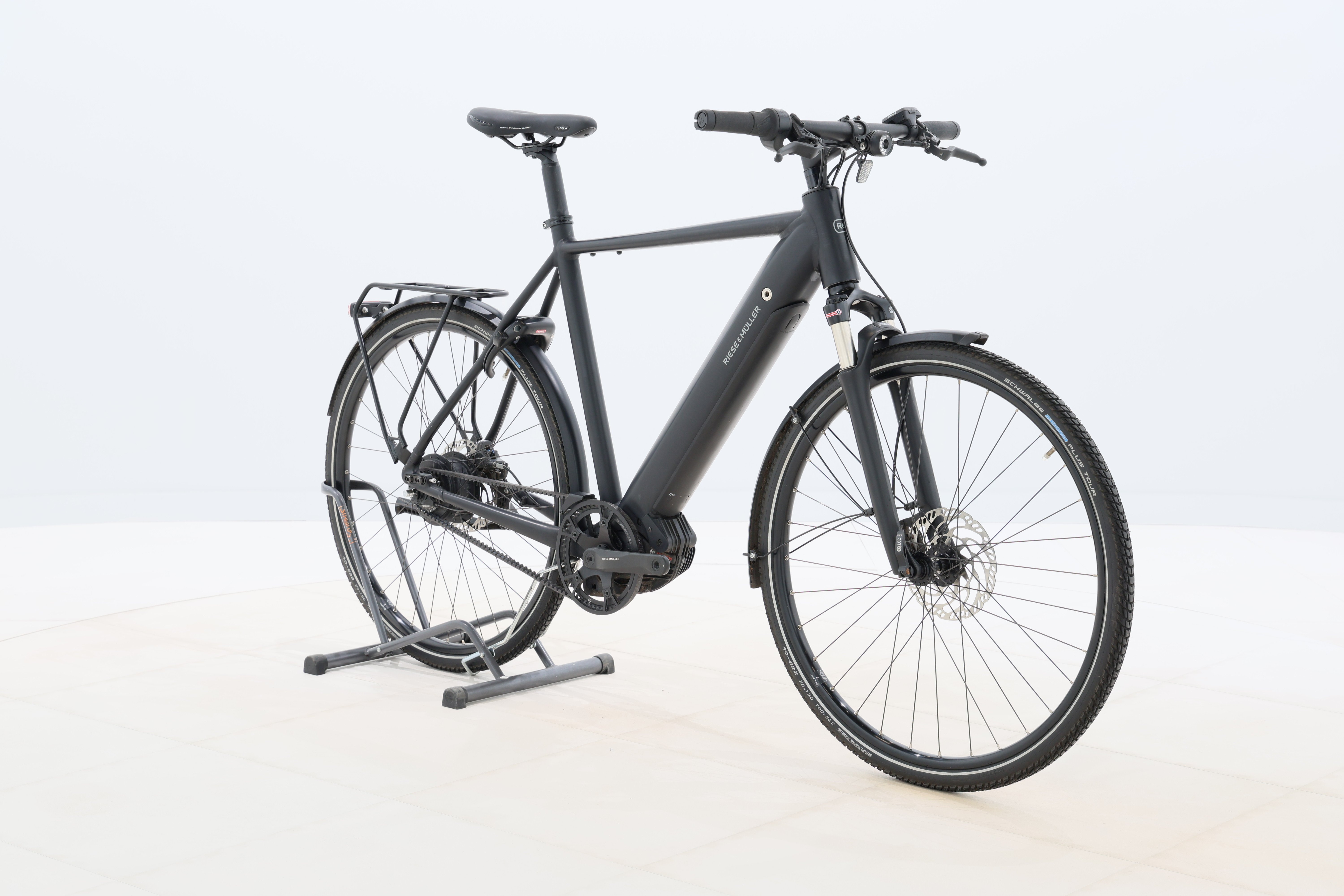 b6ef5f70-9dae-4cfb-b804-7d13288f9f58