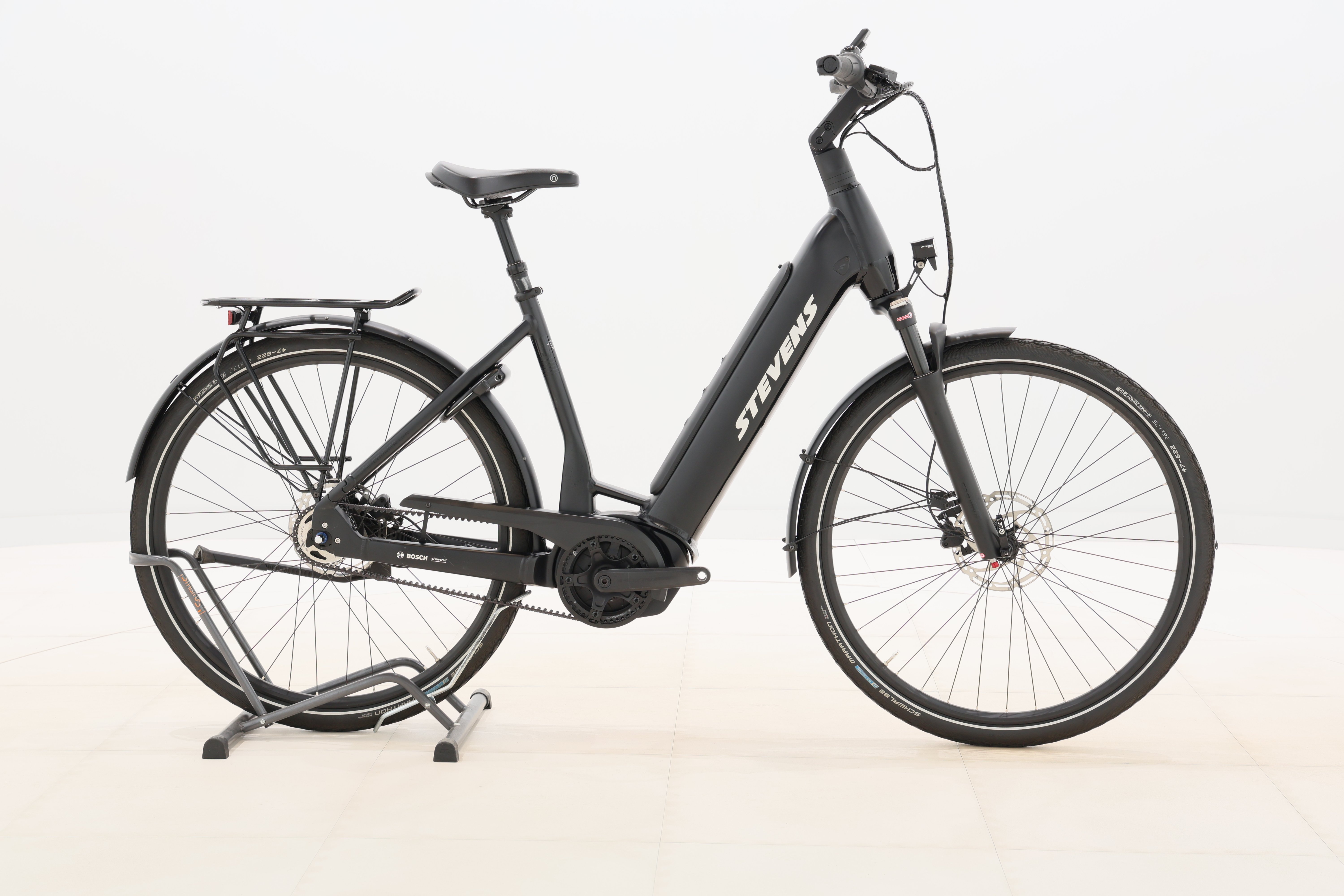 da6d9fd2-4f30-4f23-a300-2090d60751f5