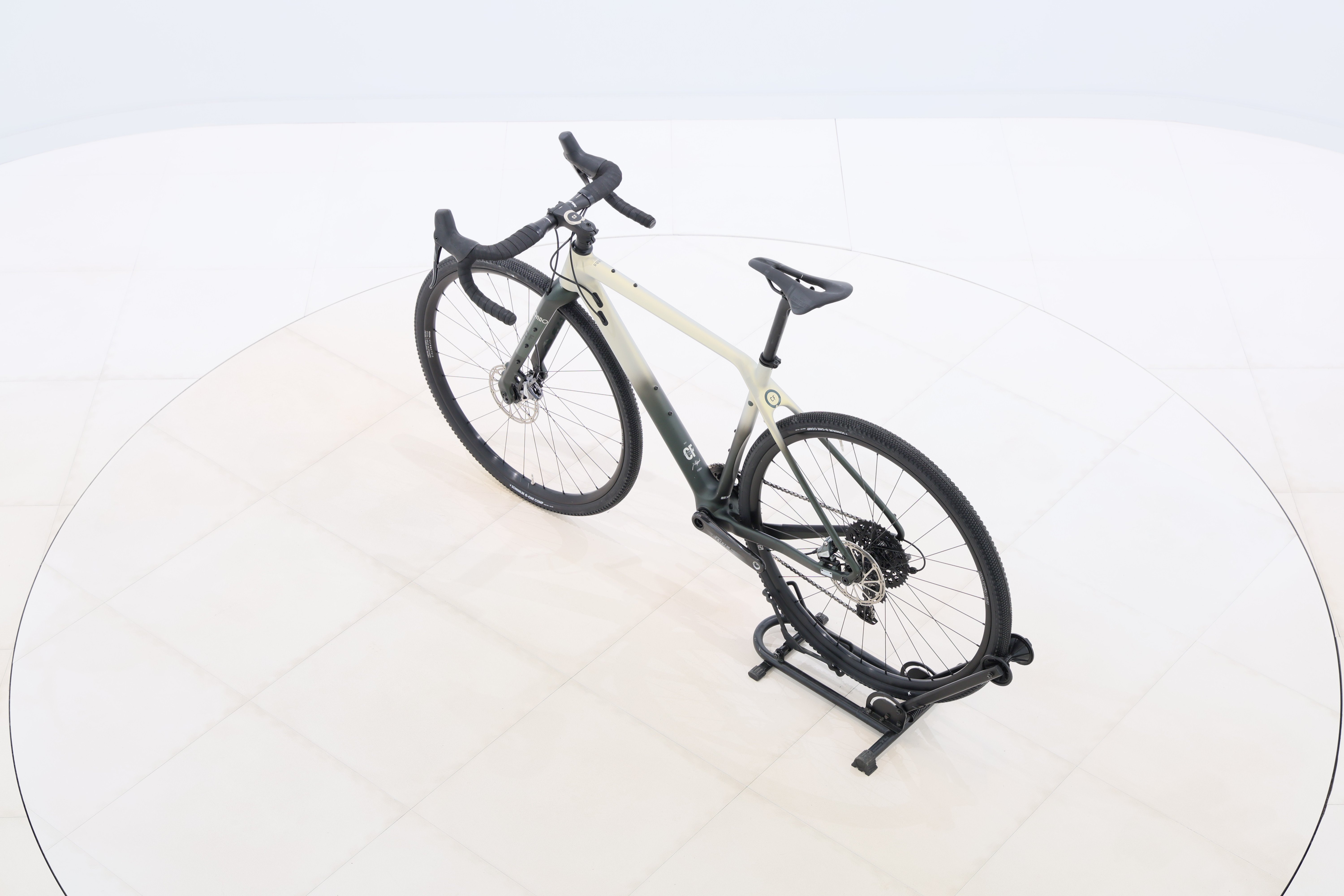 6abcbf8b-5487-4ae3-a427-23ba892d71ce