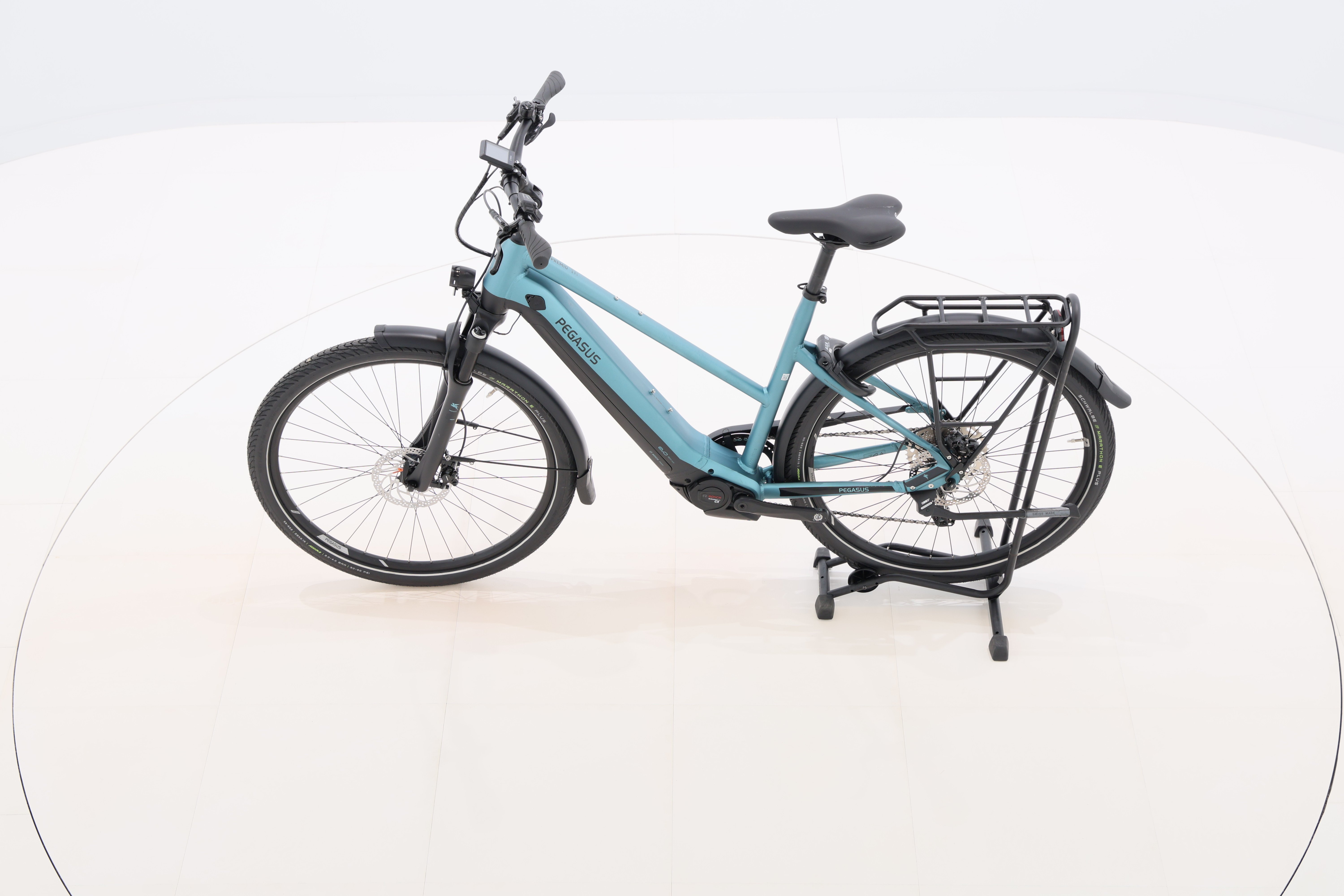 c0989d3a-abb6-4247-aca5-2035a1a2ee40