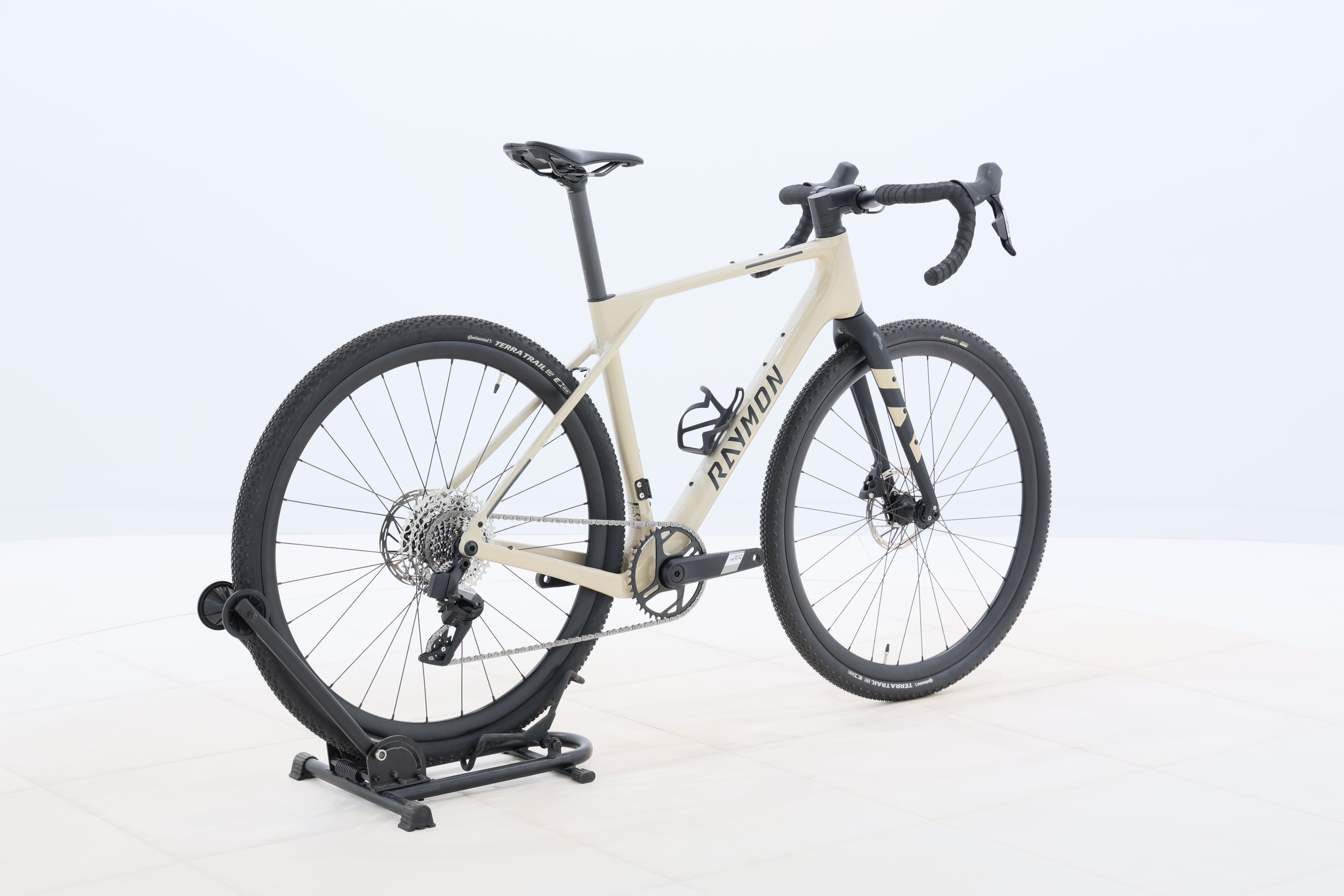 d3450a23-c20c-4bcd-8734-6075a4d6e85d