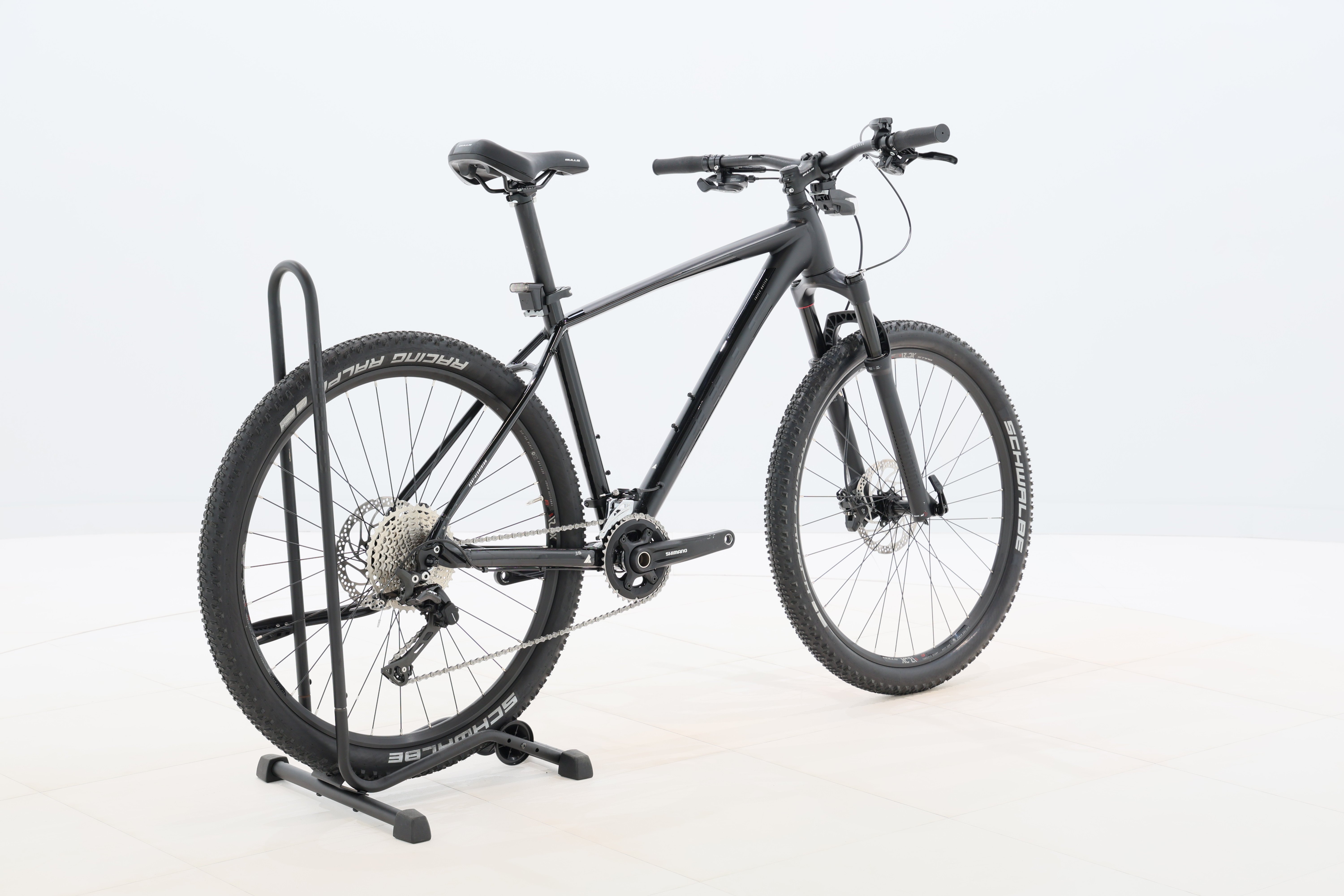 e81fd2e8-1383-4ff1-a08e-a8ab3ed5f6c1