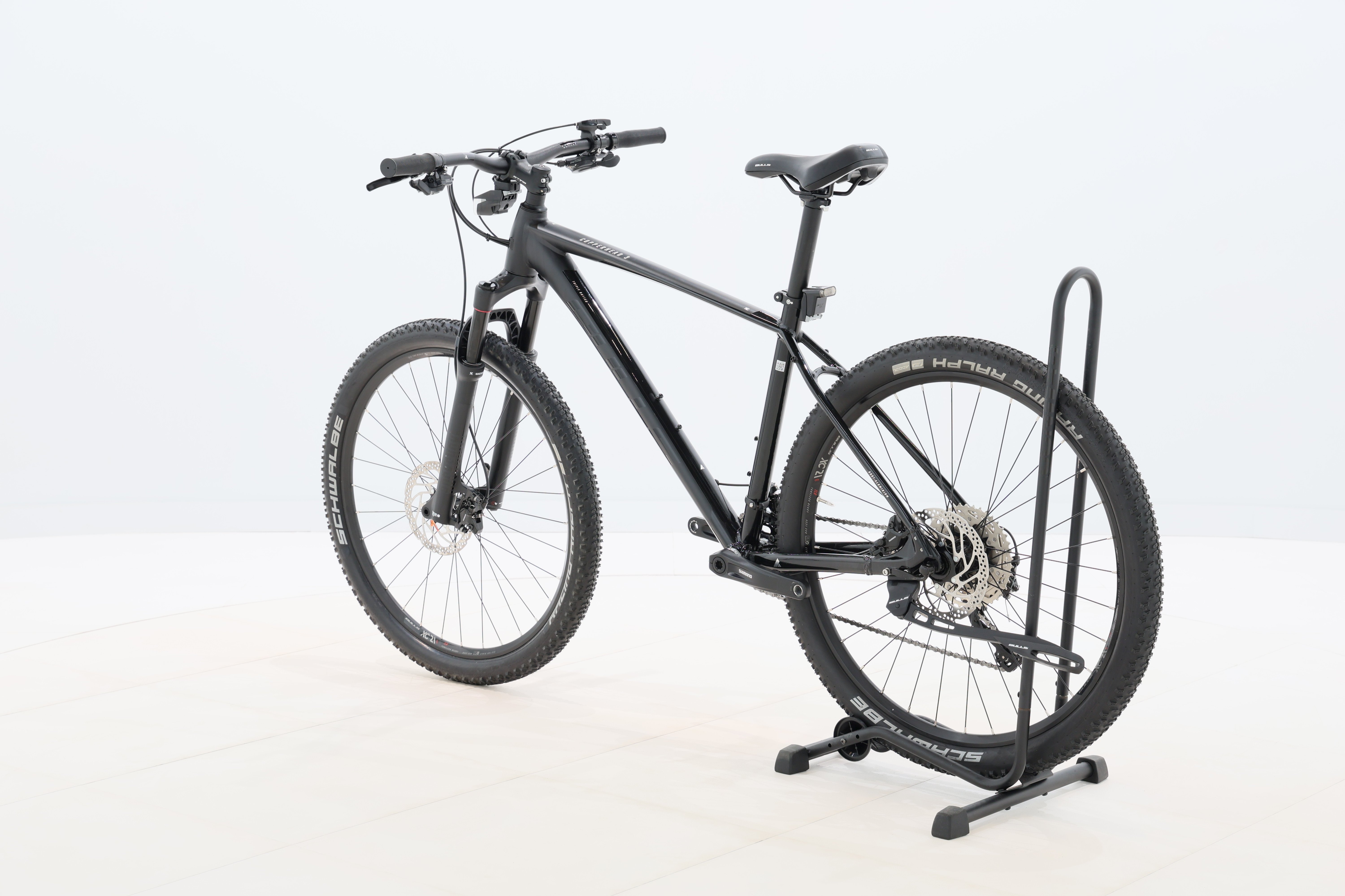 e81fd2e8-1383-4ff1-a08e-a8ab3ed5f6c1