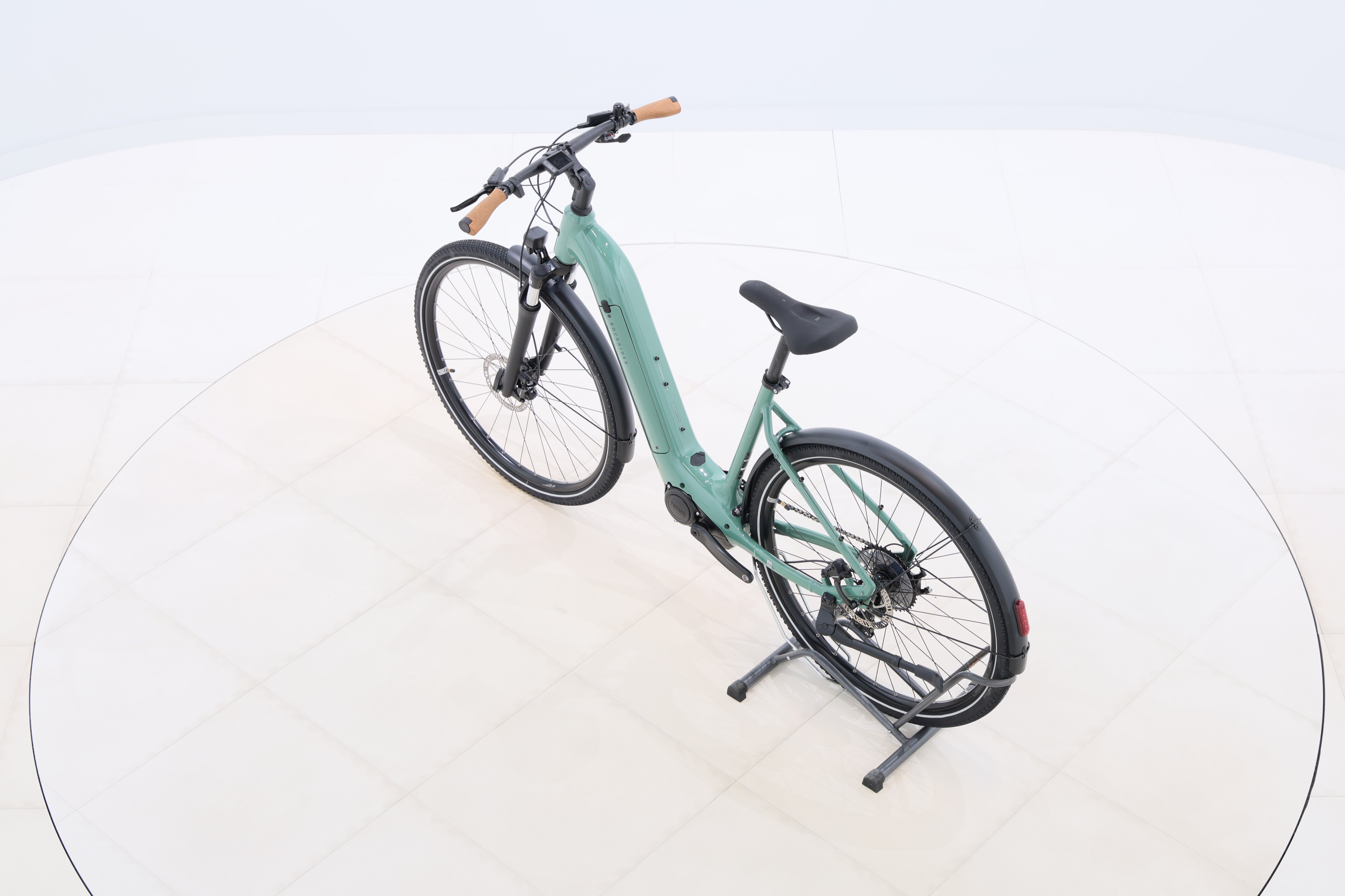 f53b539a-169a-4df5-961b-c7435943bdab