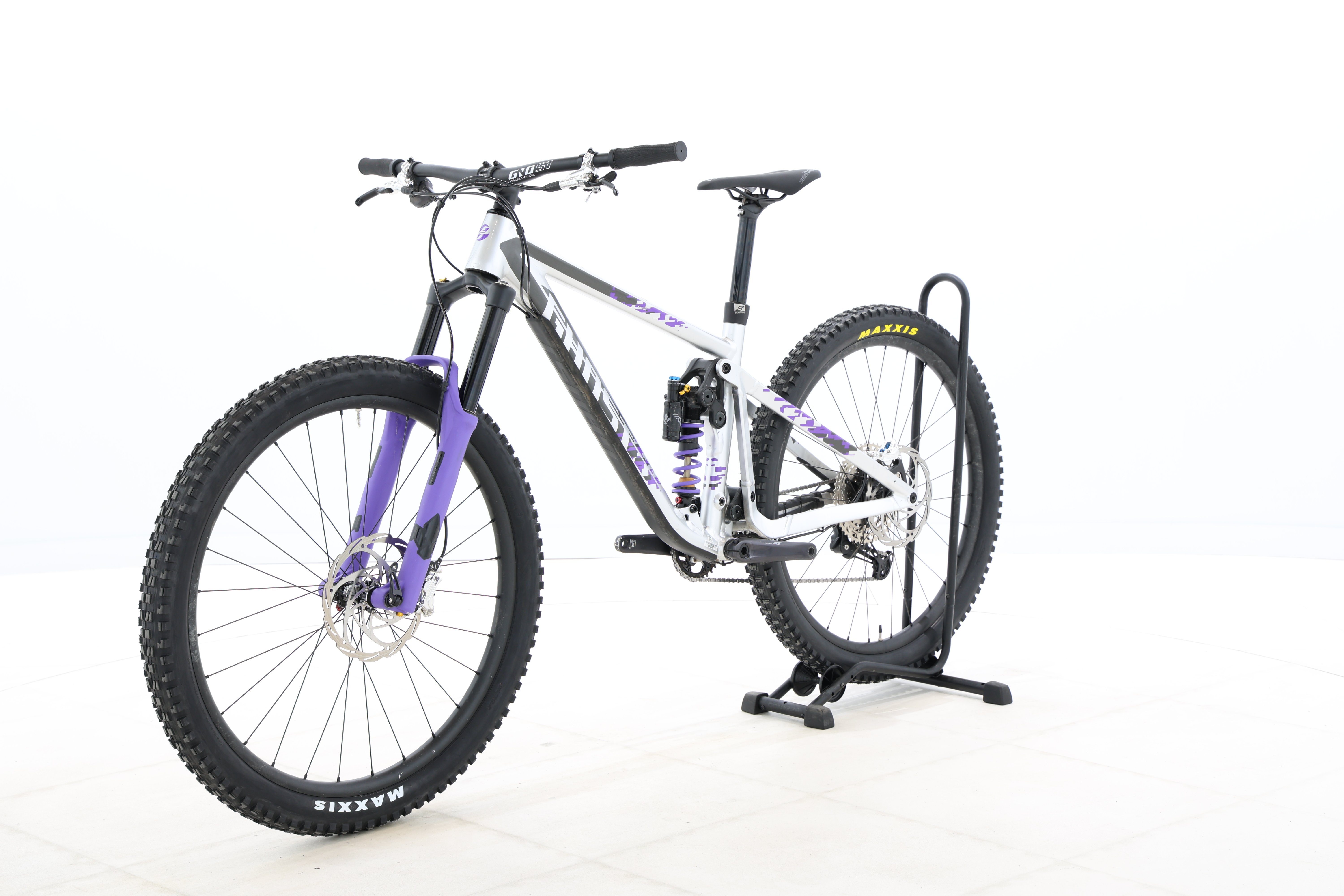 d5f27fc9-f8b4-4e2d-b696-3a6c88a8929d