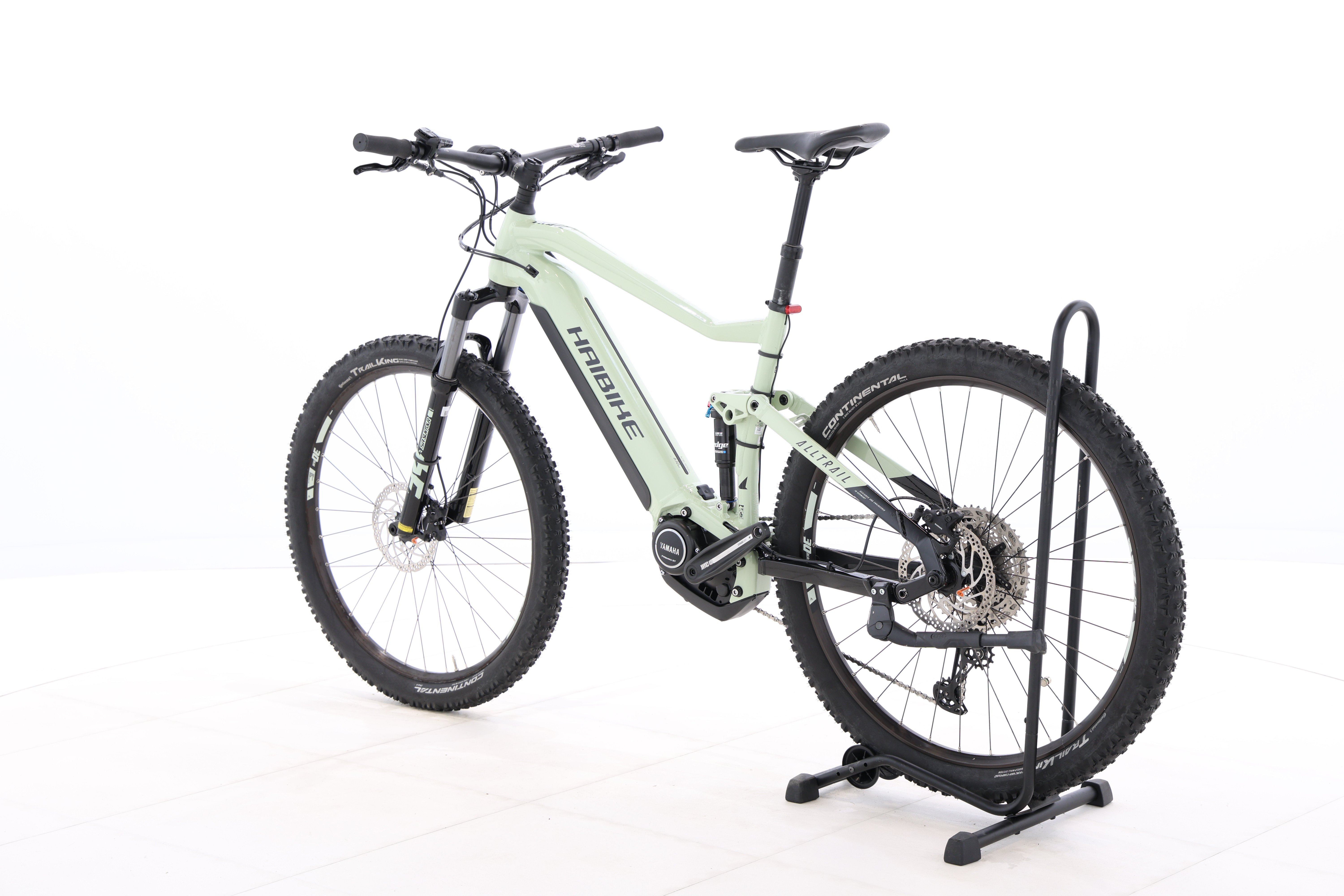 bd22d13a-37a8-44a3-b4a2-06f32abe69f3