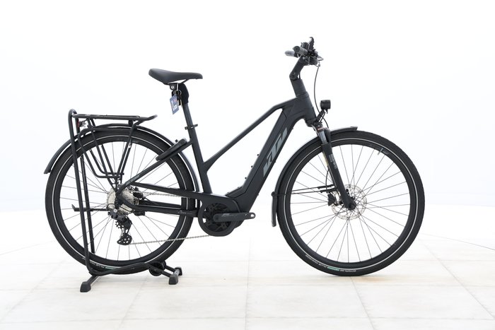 KTM CENTO 10 PLUS 2022