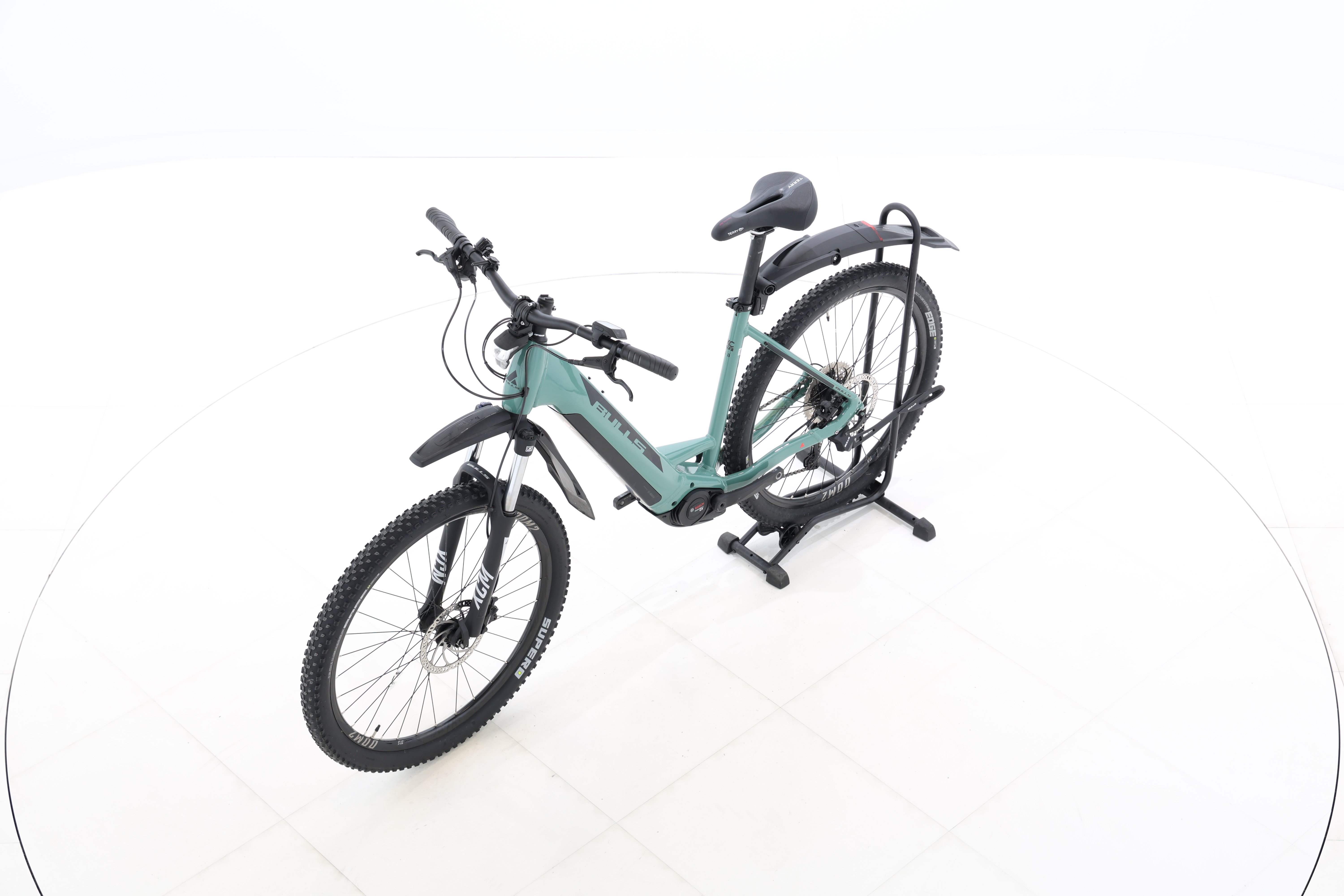 d3898511-930f-455c-9cd7-672c9150de2b