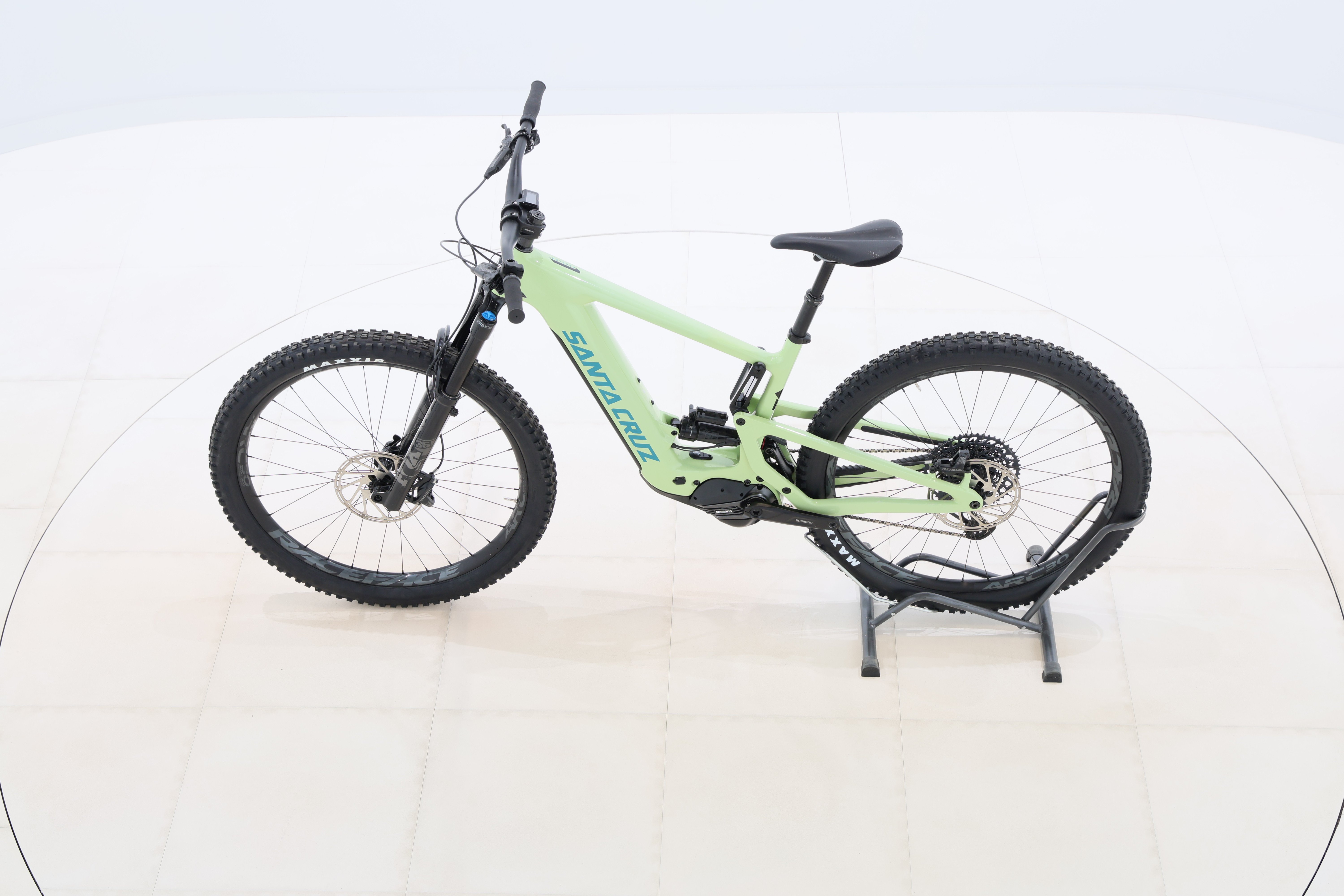 00a56196-acdf-412f-a5f4-3a22049d91a5