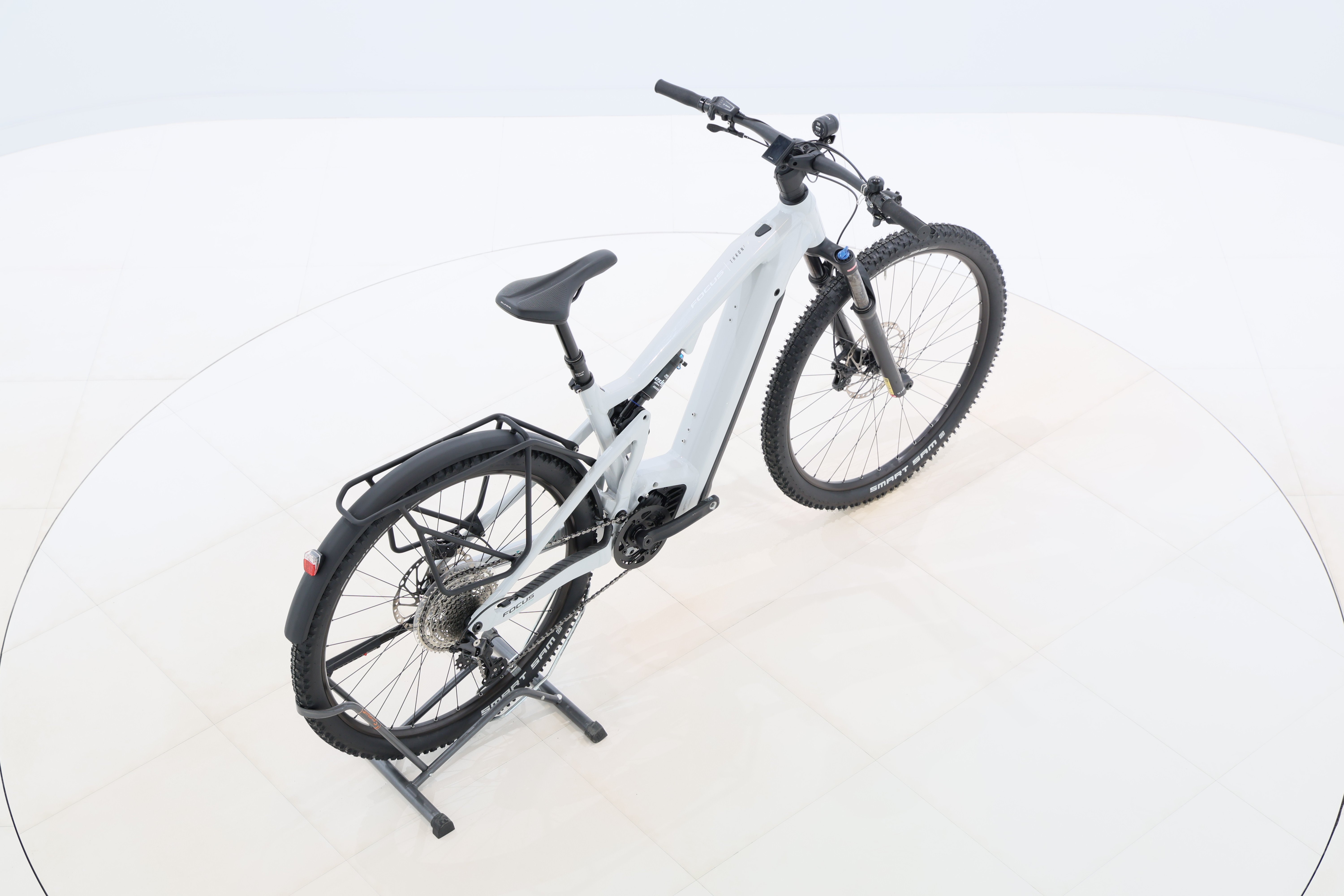 1b80f0ef-ce67-4db6-87ad-8f205bd2920e