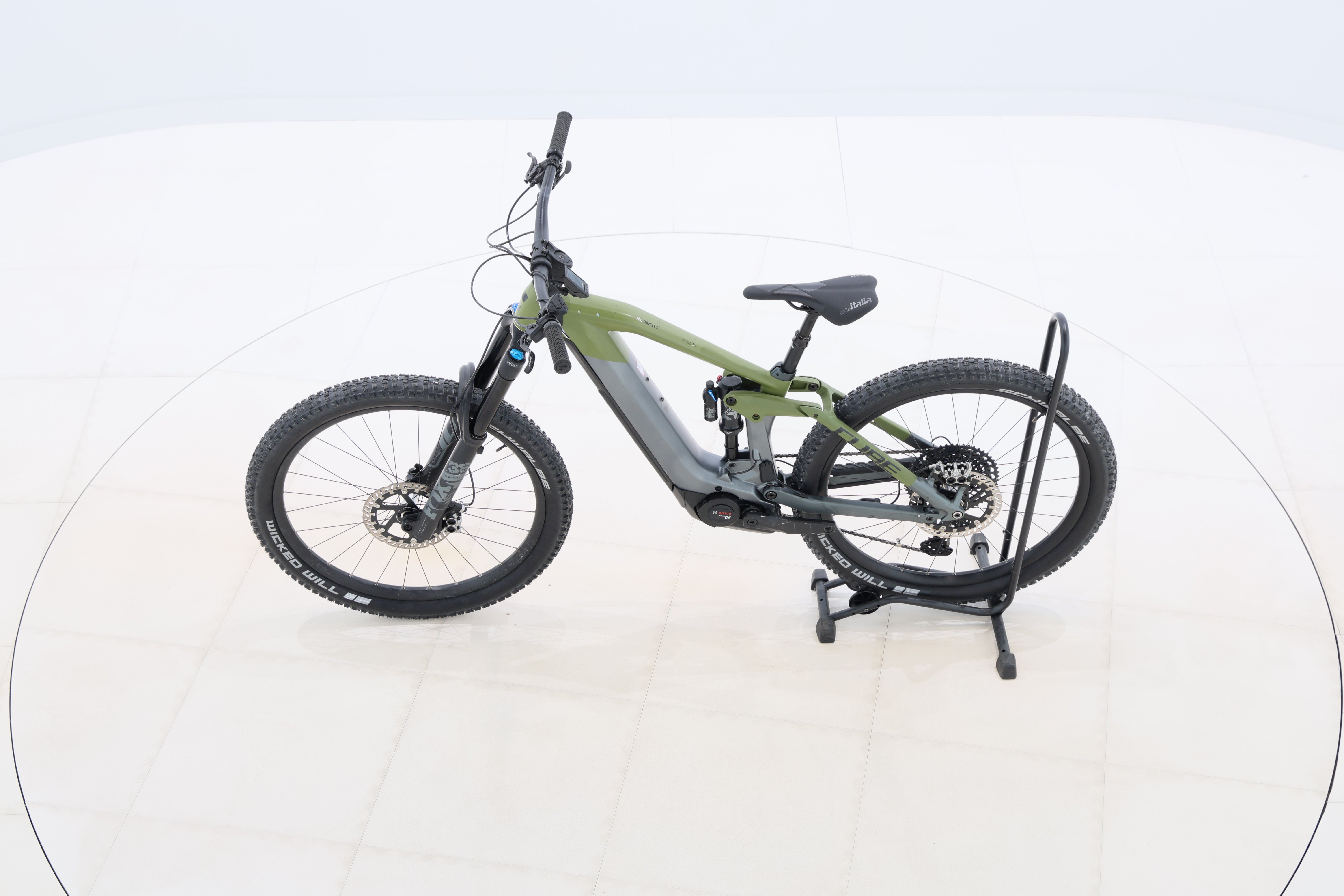 de36f5d9-93ff-4d17-8522-b3faece84195