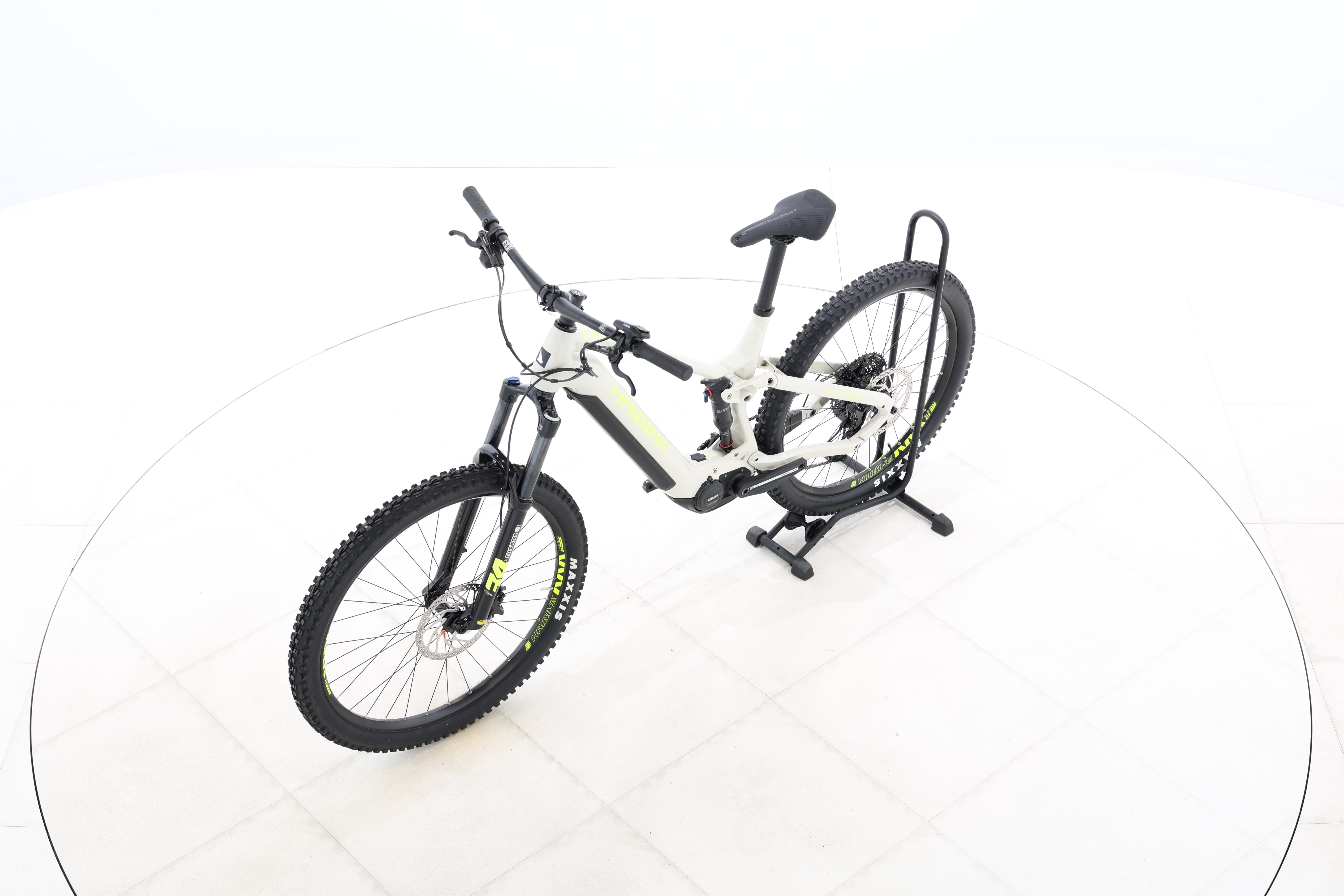 cee1b9db-ed92-428d-82c6-74c2a9137abf