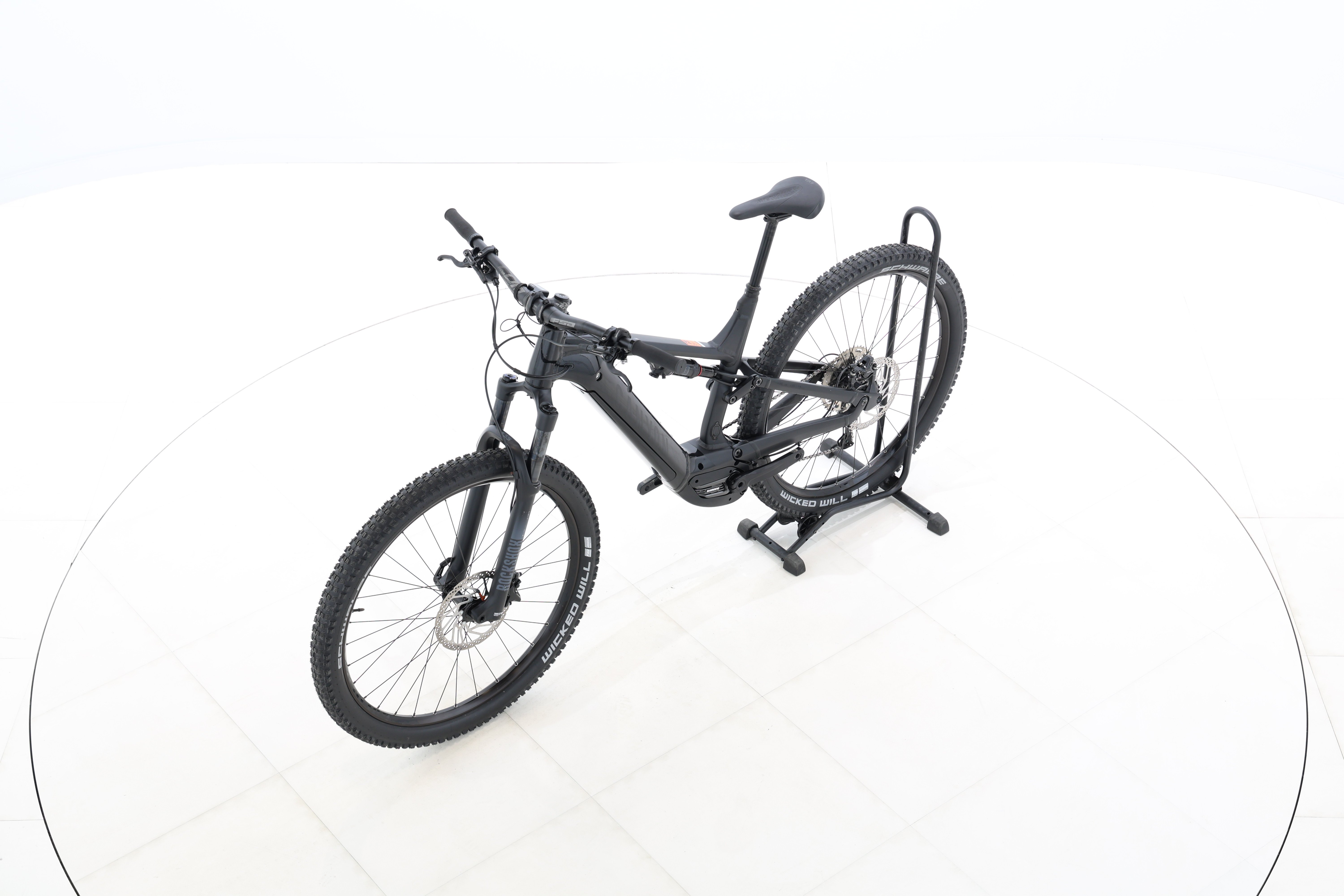 590310fb-92c0-406e-a2a9-fcffe3632c57