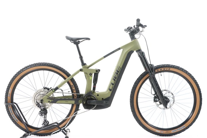 Cube STEREO HYBRID 160 HPC RACE 750 27.5 2023