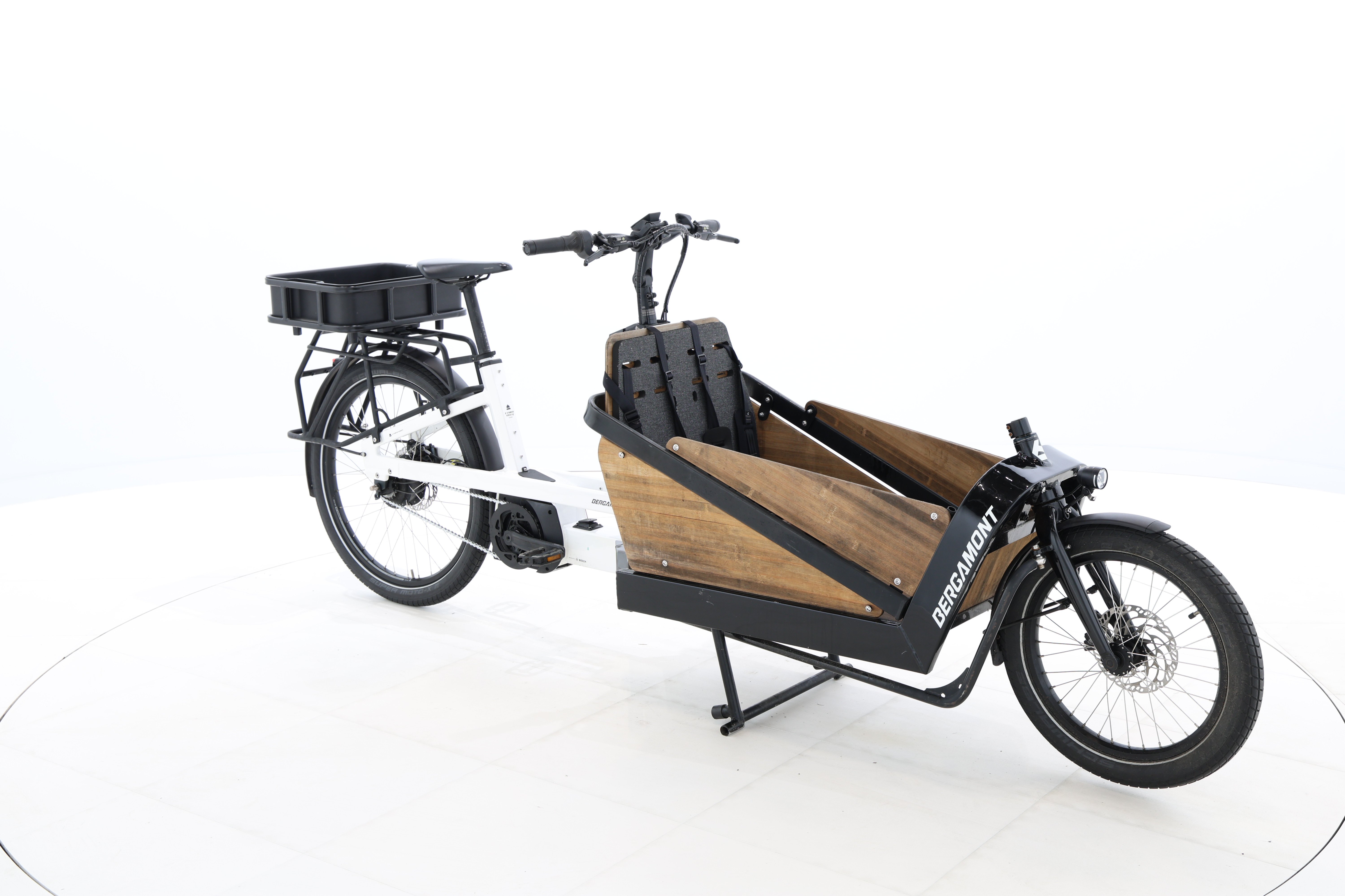 0acb99ac-15d3-478b-9056-9ce25493423e