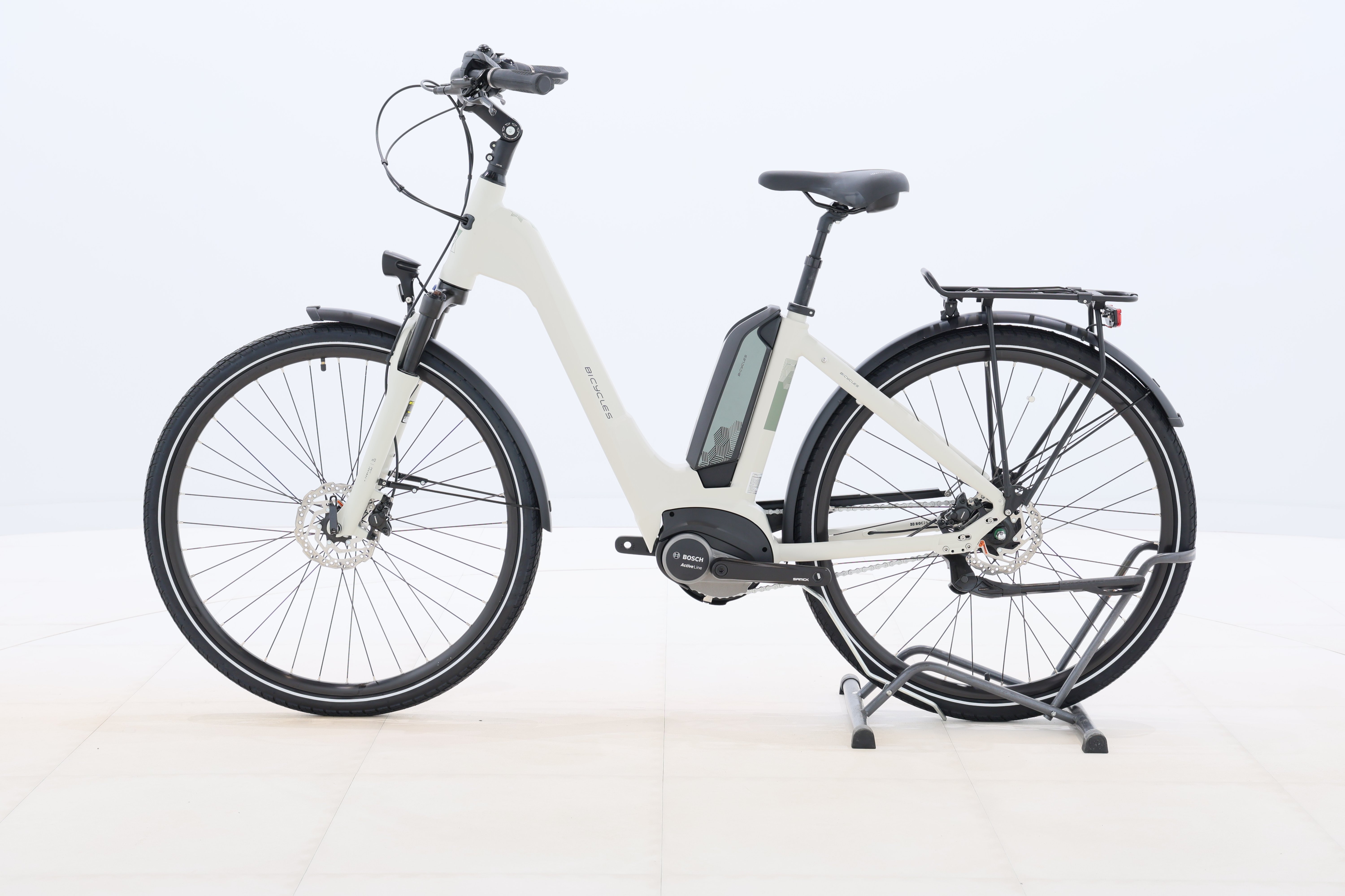 e55b6eb7-5fab-45ab-a4e9-648a9add4ec2