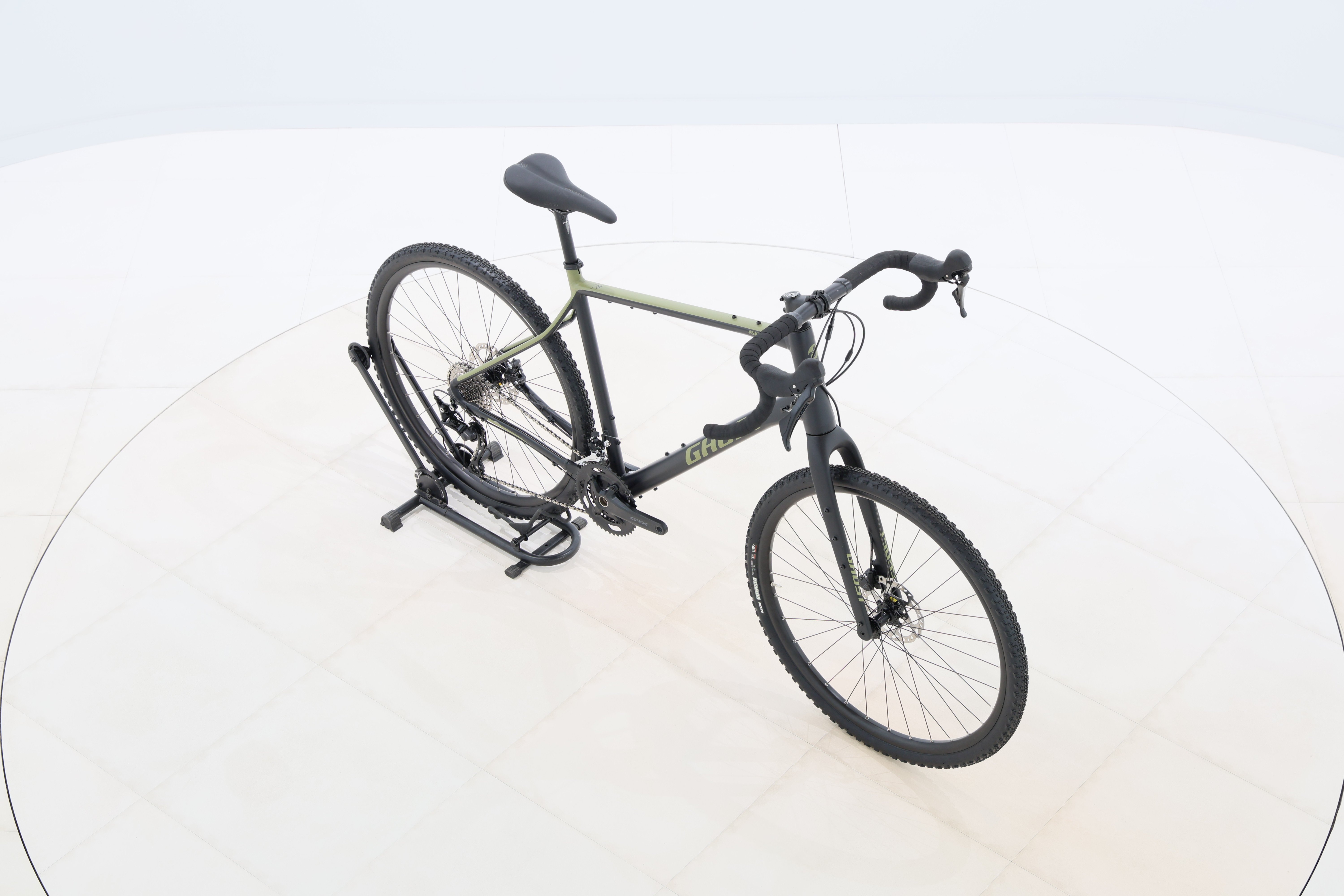 af8e928d-e08b-4680-a7d6-40251f873e06