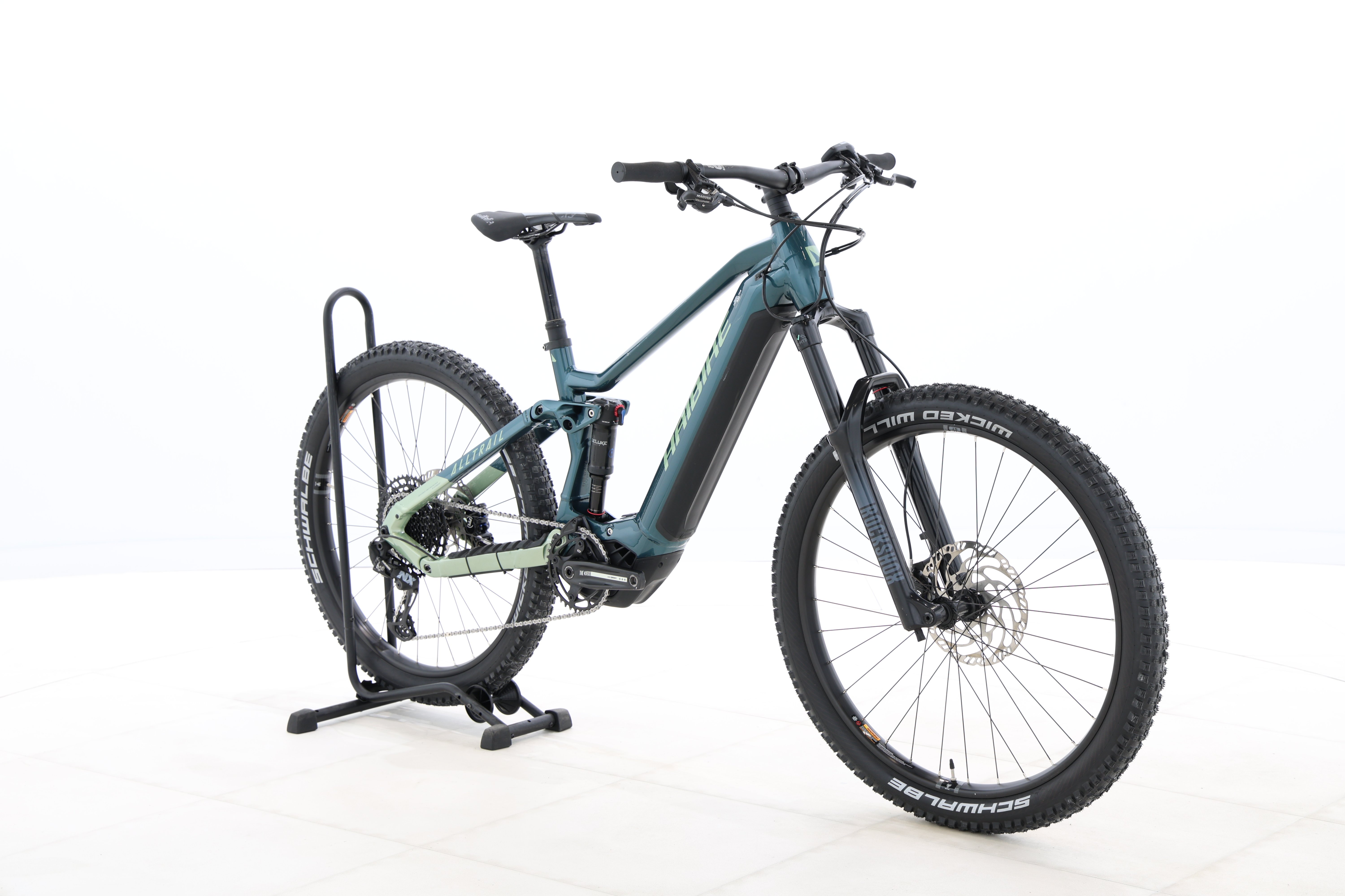 6a02fcba-680b-4882-8cbe-e23270c9c8fc