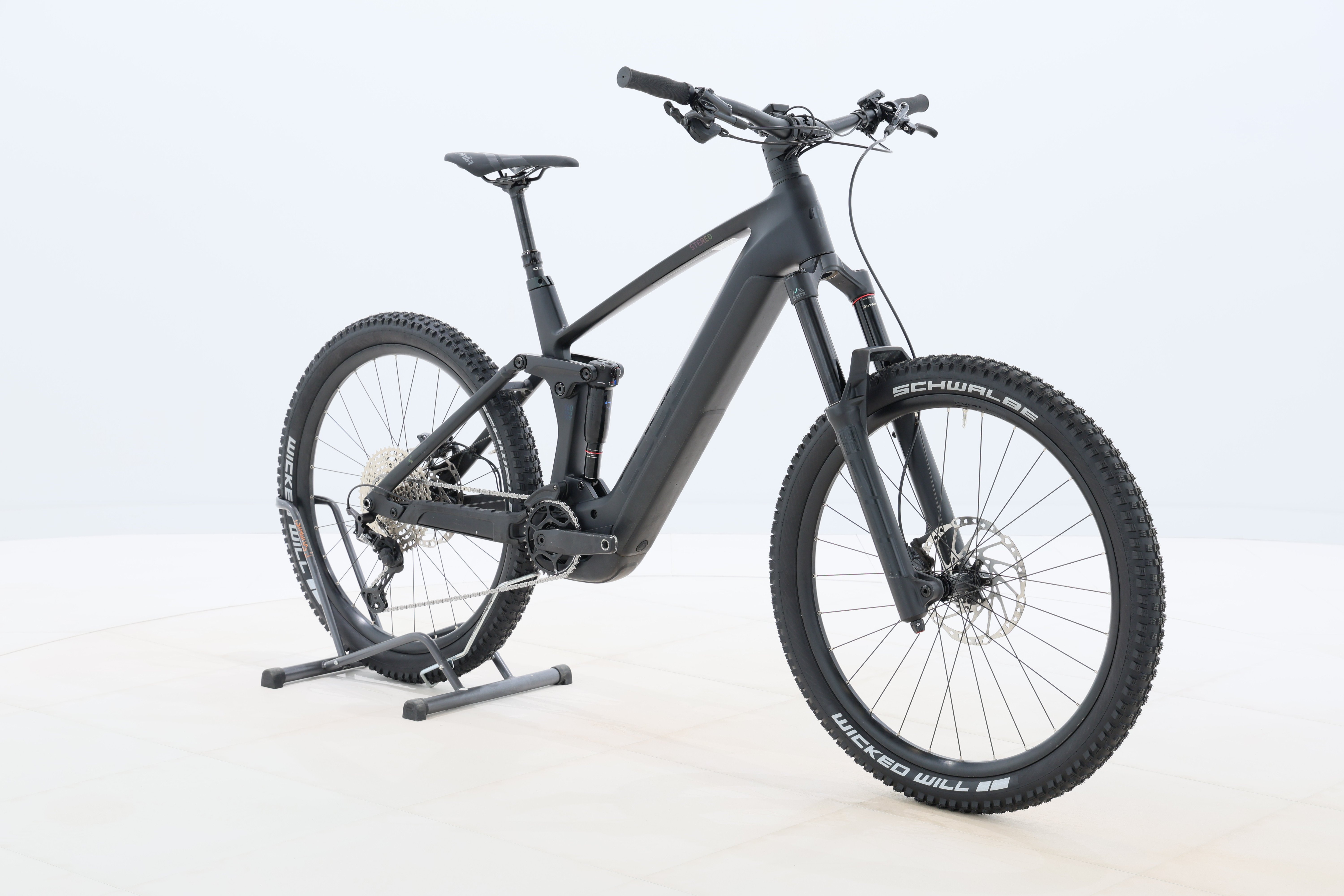 774bb26f-966e-4de9-b101-a44211453653