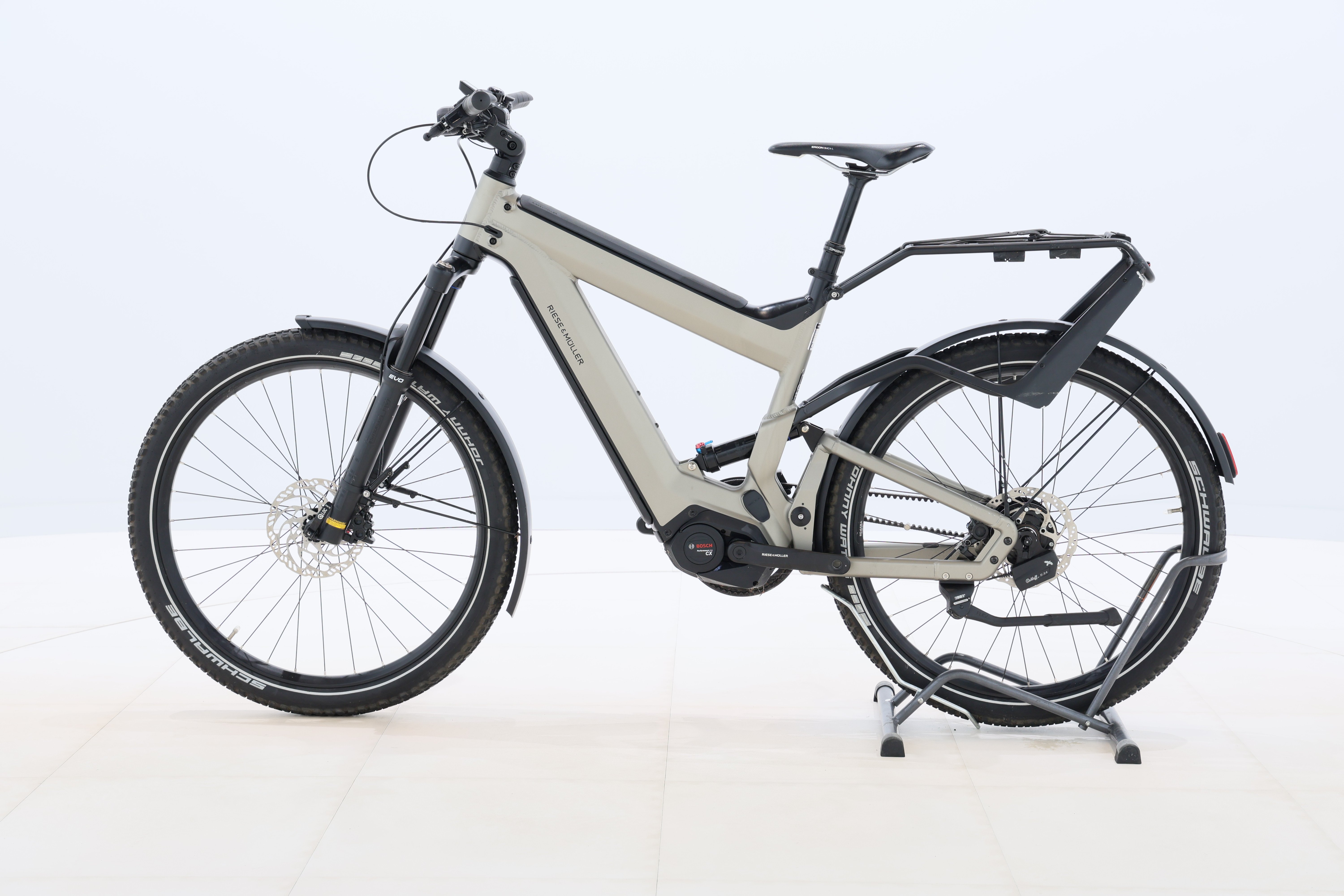 04cca609-b505-4ddb-a736-3cfa97a24fad