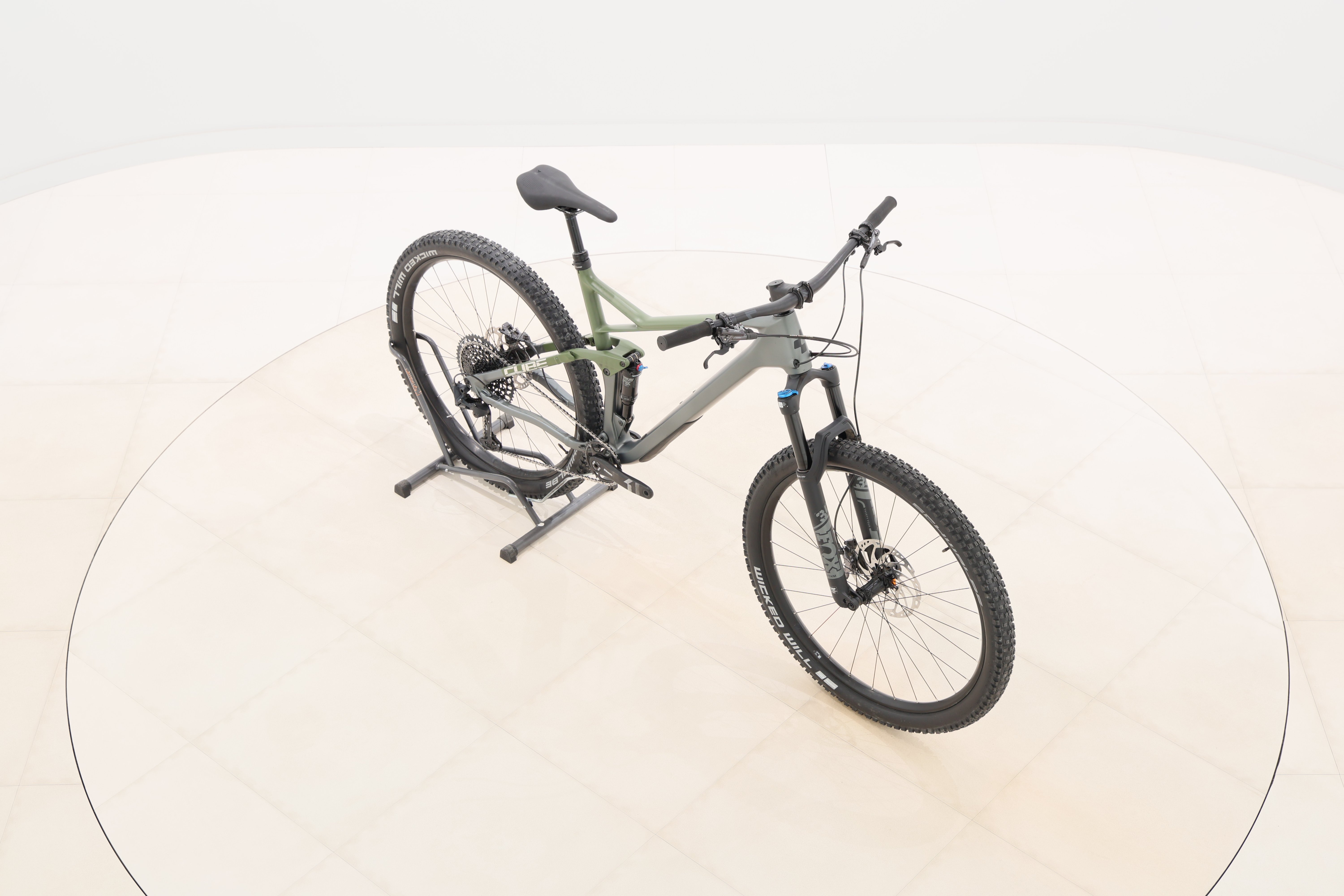 e7cda307-cc8d-4533-9c2f-de88dde3b208