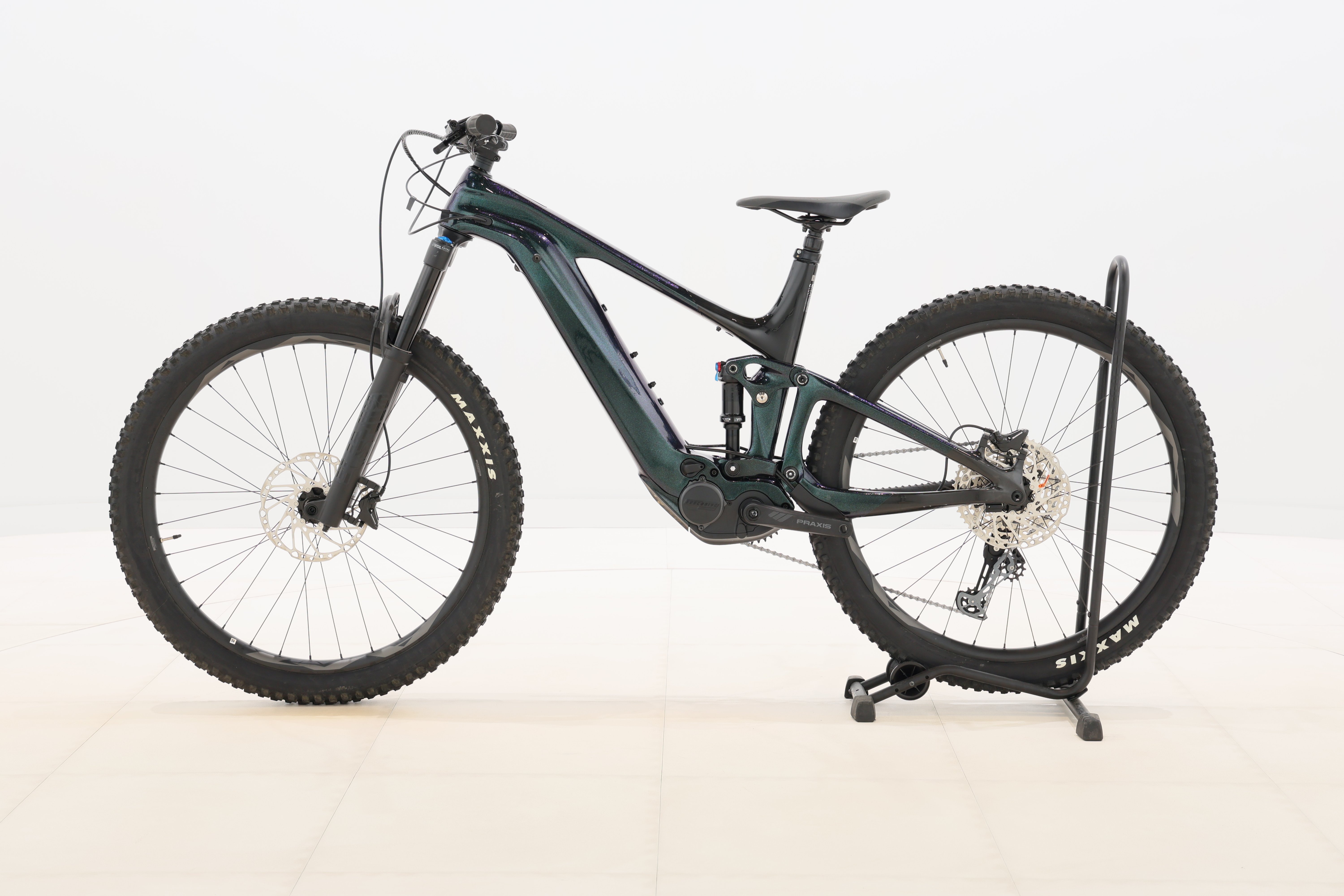 30e0d26e-0ce1-4aa0-8b12-97d655fc184f