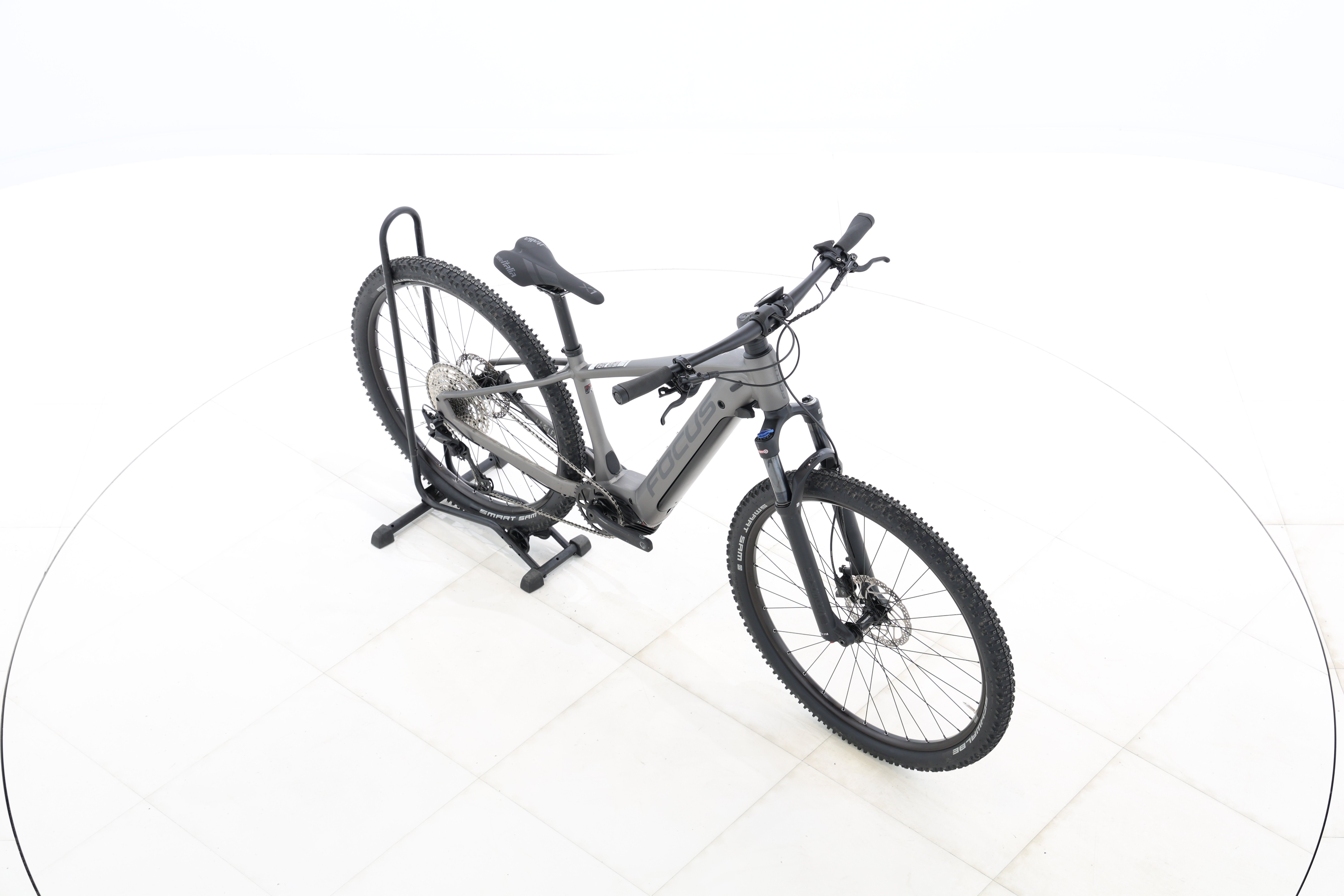 3ec01bf8-596a-4e19-82df-1cfb8651c7ff